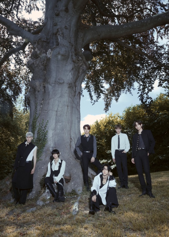 RIIZE ส่งซิงเกิลใหม่ ‘Fame’ เพลงไตเติลแนวฮิปฮอปสไตล์ Rage ครั้งแรก!! 1 RIIZE ส่งซิงเกิลใหม่ ‘Fame’ เพลงไตเติลแนวฮิปฮอปสไตล์ Rage ครั้งแรก!!