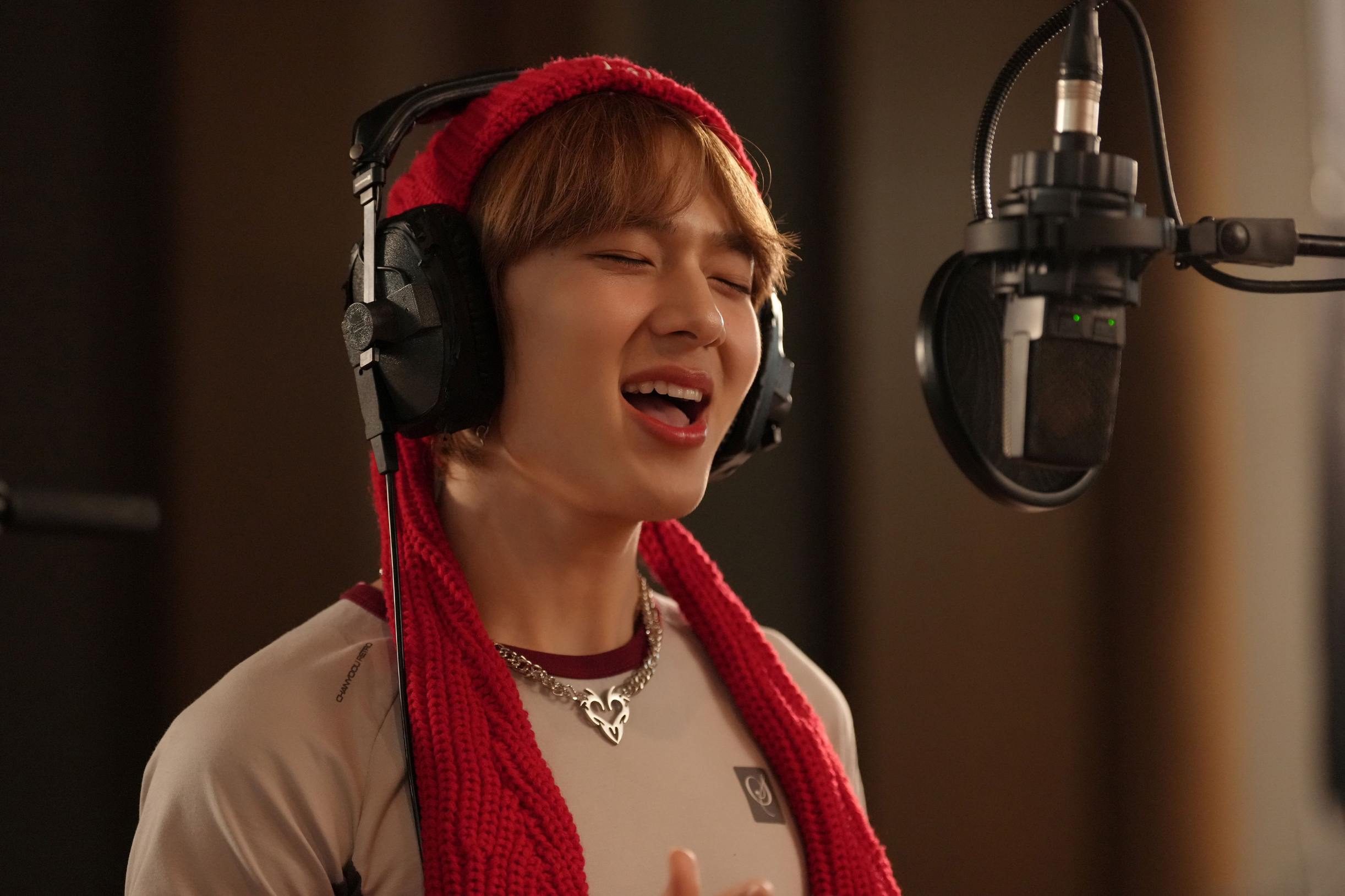 “นุนิว” ทุ่มสุดตัวกับหนังคอเมดี้เรื่องแรก!! “ดีว่า..ราวี” 10 ธันวาคมนี้ ในโรงภาพยนตร์