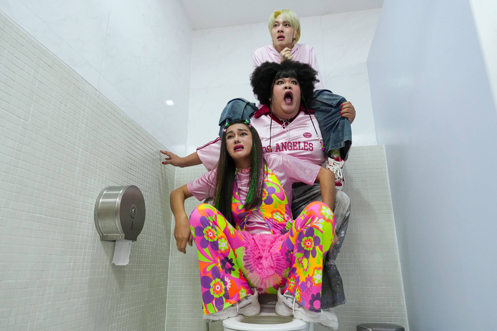 “นุนิว” ทุ่มสุดตัวกับหนังคอเมดี้เรื่องแรก!! “ดีว่า..ราวี” 10 ธันวาคมนี้ ในโรงภาพยนตร์