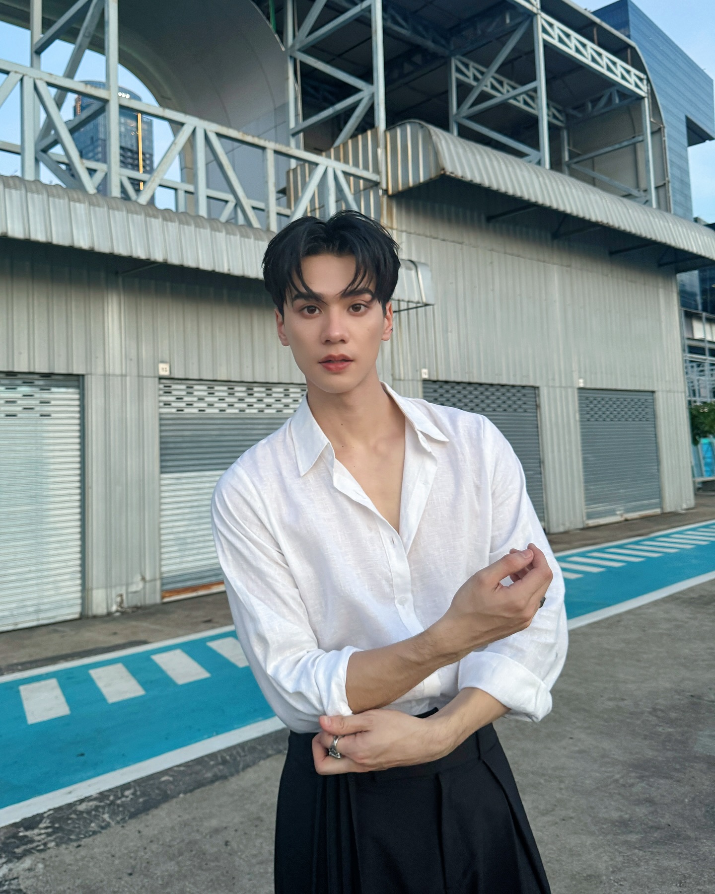 448138137 18310505824154699 1839729393401130788 n จับตา "เก่ง หฤษฎ์" ดาวรุ่งพุ่งแรงแห่งปี 2025! จากหนุ่มเหนือมาดเท่ สู่นักแสดงคุณภาพที่กราฟชีวิต "ขาขึ้น" จนฉุดไม่อยู่