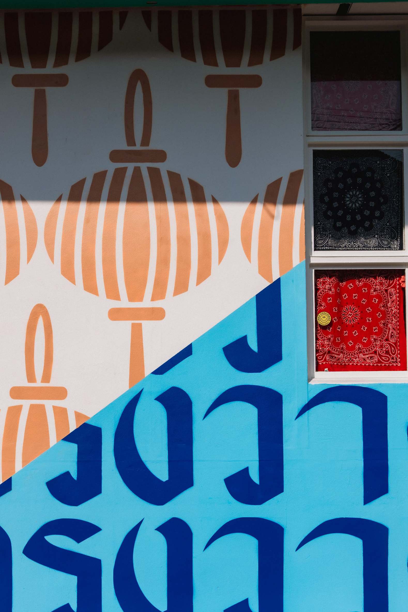 คปภ. ชวนเช็กอินสตรีทอาร์ต “INSURANCE STREET SENSE” สัมผัสประสบการณ์ใหม่ เมื่อความปลอดภัย หลอมรวมกับศิลปะ วันนี้-8 ก.พ. ที่ HUGS Songwat 10 คปภ. ชวนเช็กอินสตรีทอาร์ต “INSURANCE STREET SENSE” สัมผัสประสบการณ์ใหม่ เมื่อความปลอดภัย หลอมรวมกับศิลปะ วันนี้-8 ก.พ. ที่ HUGS Songwat