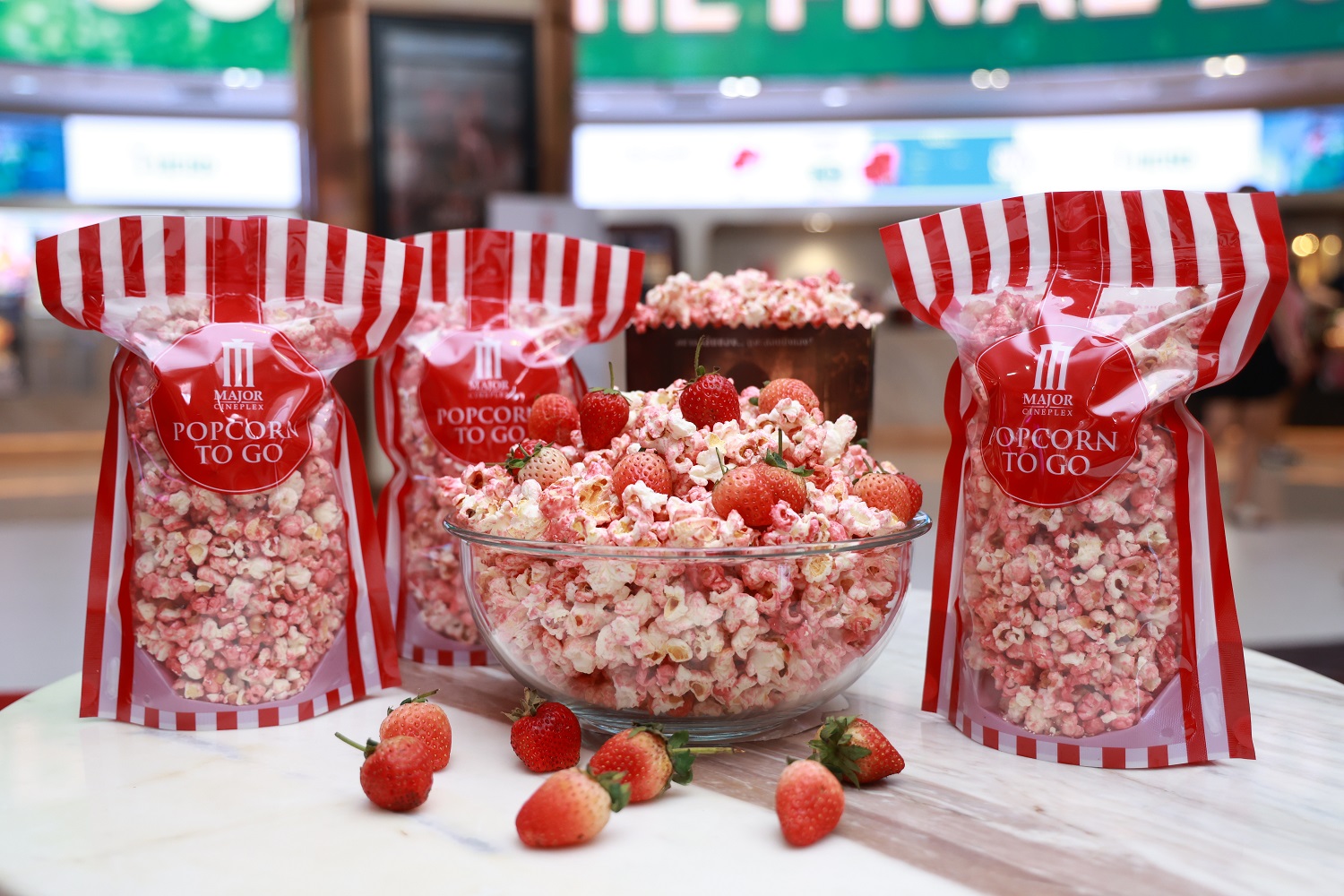 9 0 เมเจอร์ ซีนีเพล็กซ์ ส่งป๊อปคอร์นรสชาติเอ็กซ์คลูซีฟ “Strawberry Milk Shake” 20 มกราคม - 28 กุมภาพันธ์ 69