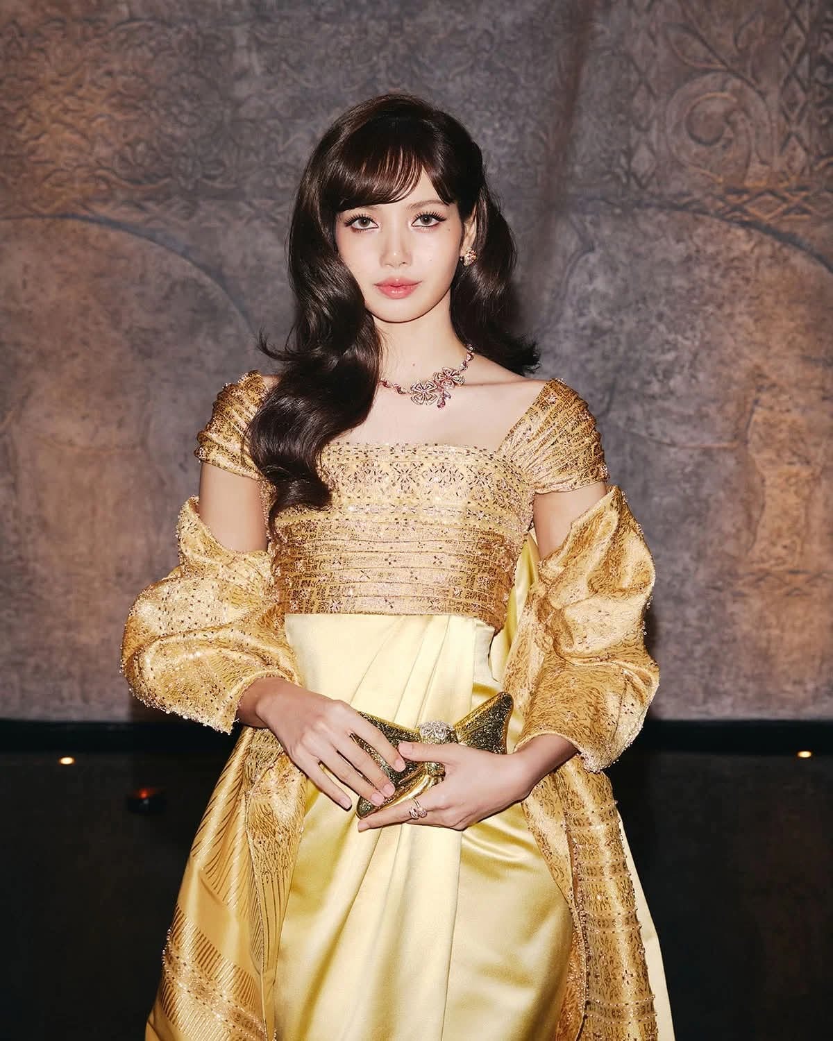 ททท. เปิดตัวยิ่งใหญ่! "ลิซ่า" นั่งแท่น Amazing Thailand Ambassador ชูแคมเปญ "Feel All the Feelings" ณ วัดอรุณฯ