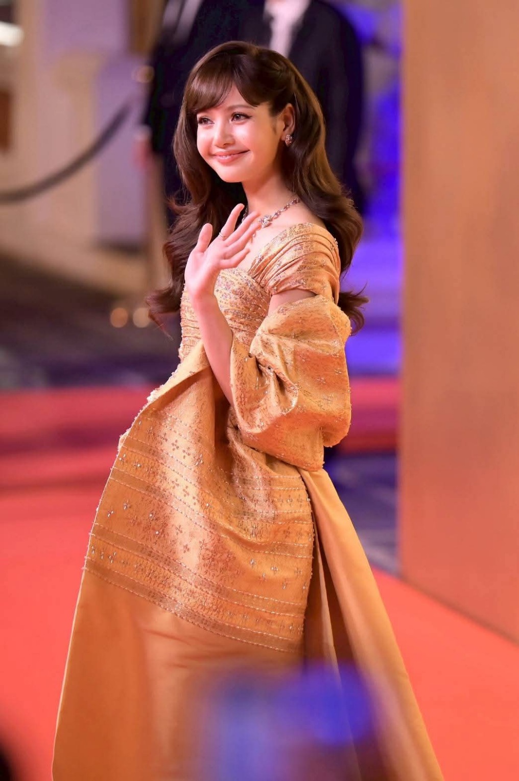 ททท. เปิดตัวยิ่งใหญ่! "ลิซ่า" นั่งแท่น Amazing Thailand Ambassador ชูแคมเปญ "Feel All the Feelings" ณ วัดอรุณฯ