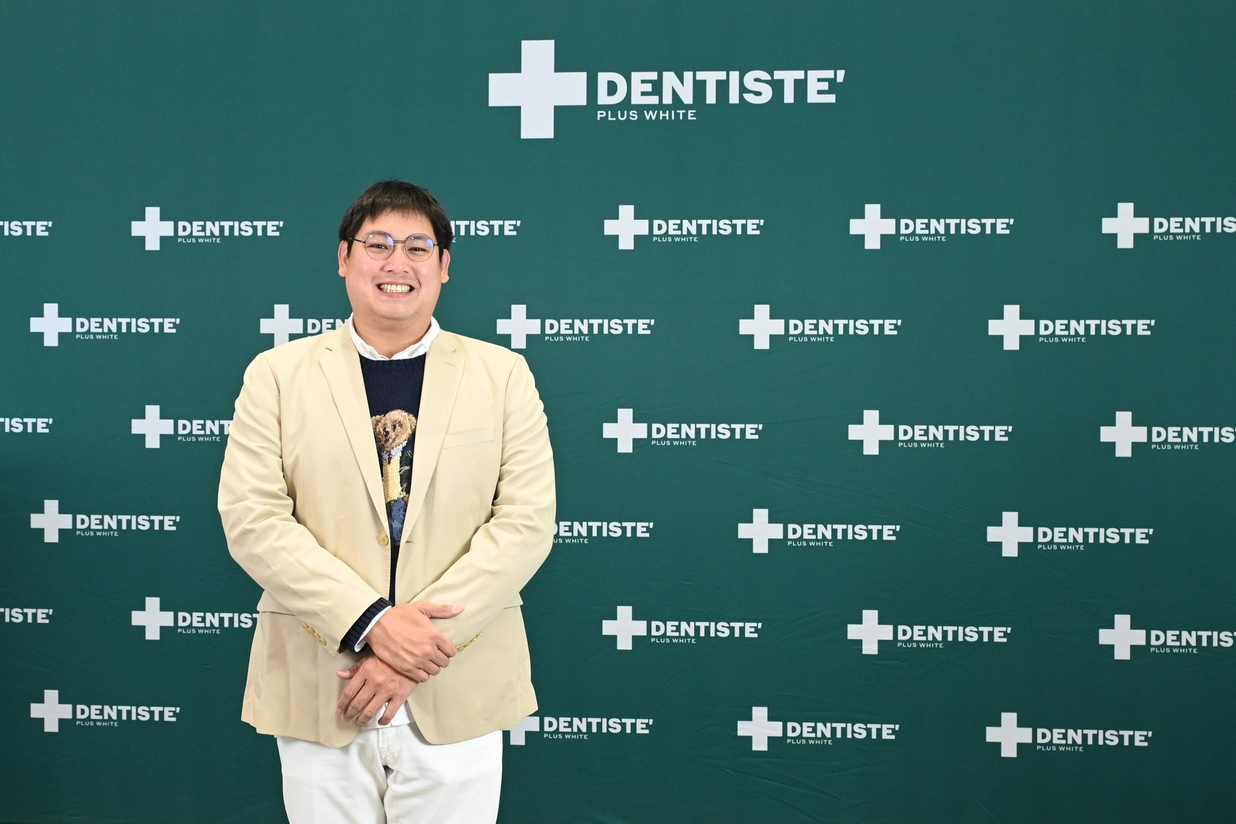 ลิซ่า นั่งแบรนด์แอมบาสเดอร์ เดนทิสเต้ ไทย-สิงคโปร์-ฟิลิปปินส์ 4 ปีติด 3 DENTISTE 03 ลิซ่า นั่งแบรนด์แอมบาสเดอร์ เดนทิสเต้ ไทย-สิงคโปร์-ฟิลิปปินส์ 4 ปีติด