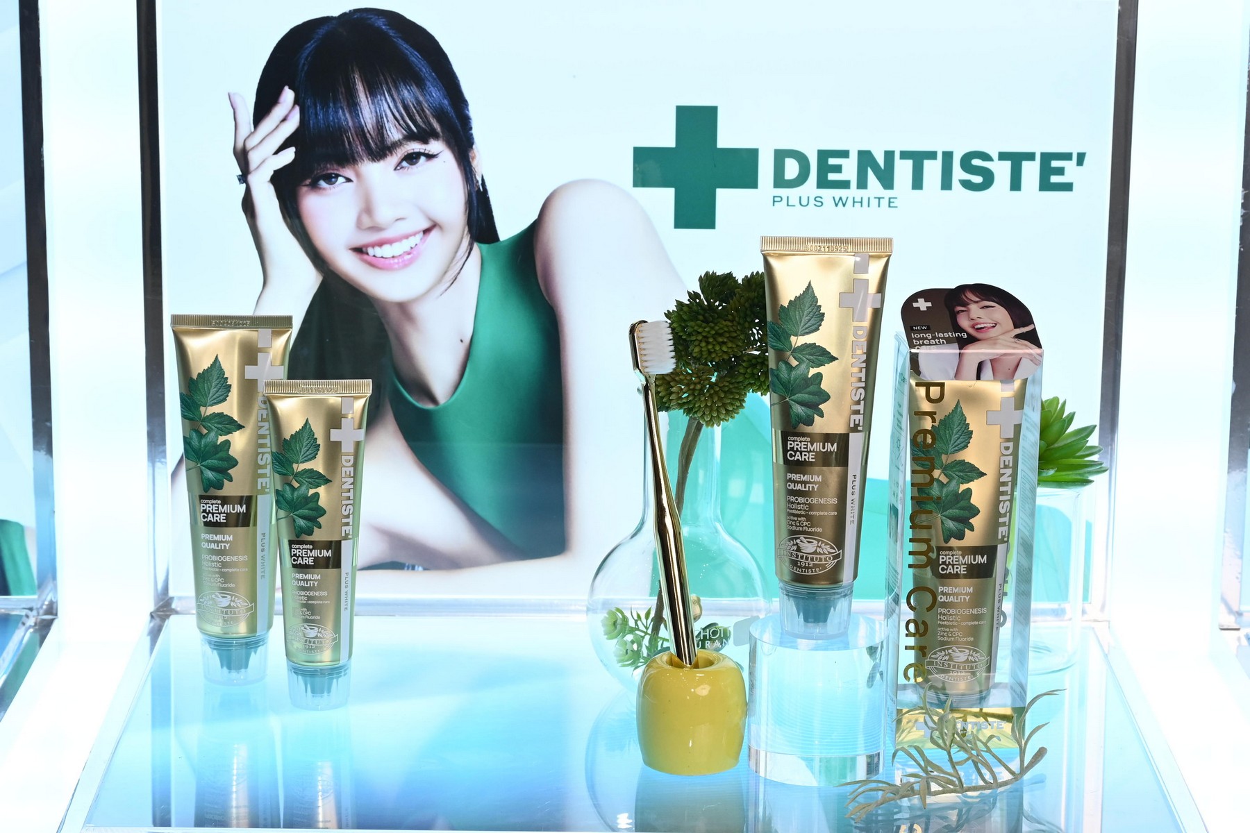 ลิซ่า นั่งแบรนด์แอมบาสเดอร์ เดนทิสเต้ ไทย-สิงคโปร์-ฟิลิปปินส์ 4 ปีติด 6 DENTISTE 06 ลิซ่า นั่งแบรนด์แอมบาสเดอร์ เดนทิสเต้ ไทย-สิงคโปร์-ฟิลิปปินส์ 4 ปีติด