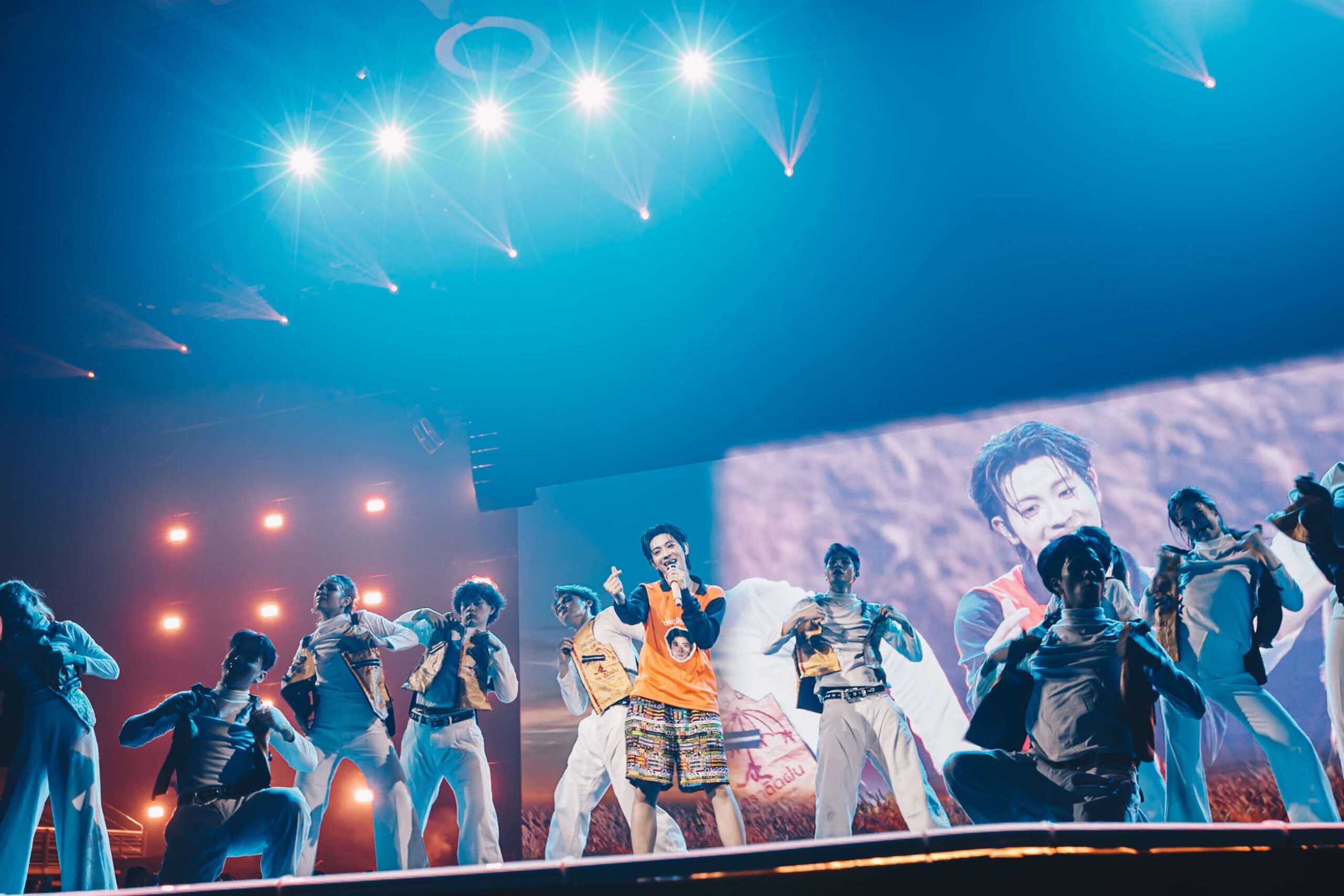 KhemjiraTheGoldenTimeConcert 1 scaled ​สรุปภาพบรรยากาศ ‘Khemjira The Golden Time Concert’ ทุบทุกสถิติ! จัดเต็มคอนเสิร์ตใหญ่ ‘เขมจิราต้องรอด’