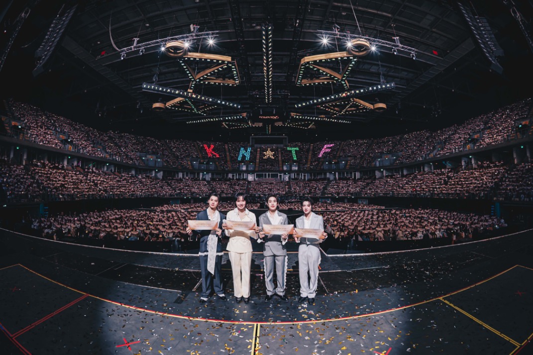 KhemjiraTheGoldenTimeConcert 13 ​สรุปภาพบรรยากาศ ‘Khemjira The Golden Time Concert’ ทุบทุกสถิติ! จัดเต็มคอนเสิร์ตใหญ่ ‘เขมจิราต้องรอด’