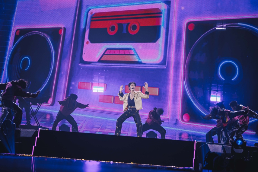 KhemjiraTheGoldenTimeConcert 39 ​สรุปภาพบรรยากาศ ‘Khemjira The Golden Time Concert’ ทุบทุกสถิติ! จัดเต็มคอนเสิร์ตใหญ่ ‘เขมจิราต้องรอด’