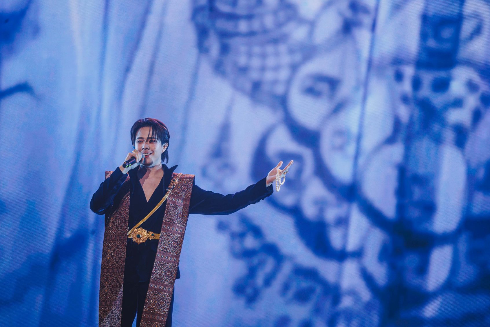 KhemjiraTheGoldenTimeConcert 43 ​สรุปภาพบรรยากาศ ‘Khemjira The Golden Time Concert’ ทุบทุกสถิติ! จัดเต็มคอนเสิร์ตใหญ่ ‘เขมจิราต้องรอด’