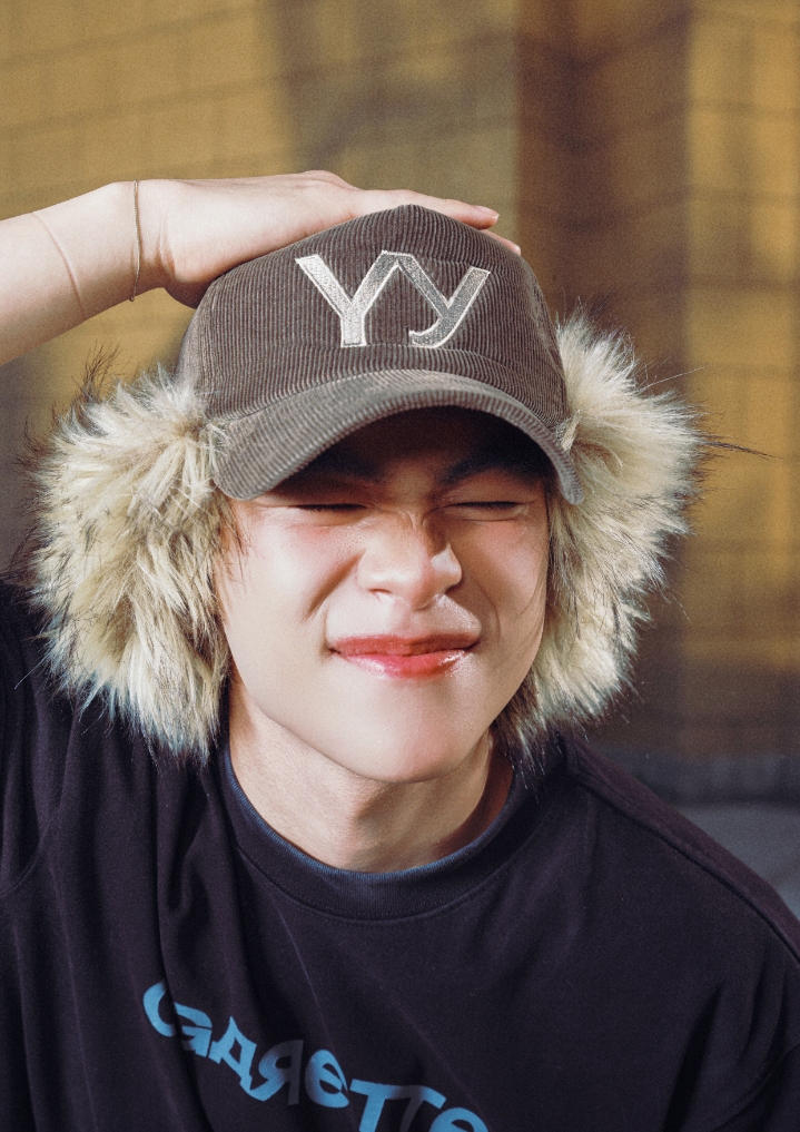 MARC4 copy 719x1017 1 BUS เสิร์ฟเพลงอกหักสไตล์ตัวดื้อ! ส่งซิงเกิลใหม่ "So Blue" แซดแต่ยังซ่า เพลงอกหักสุดกวนที่ฉีกกฎความเศร้าเดิมๆ