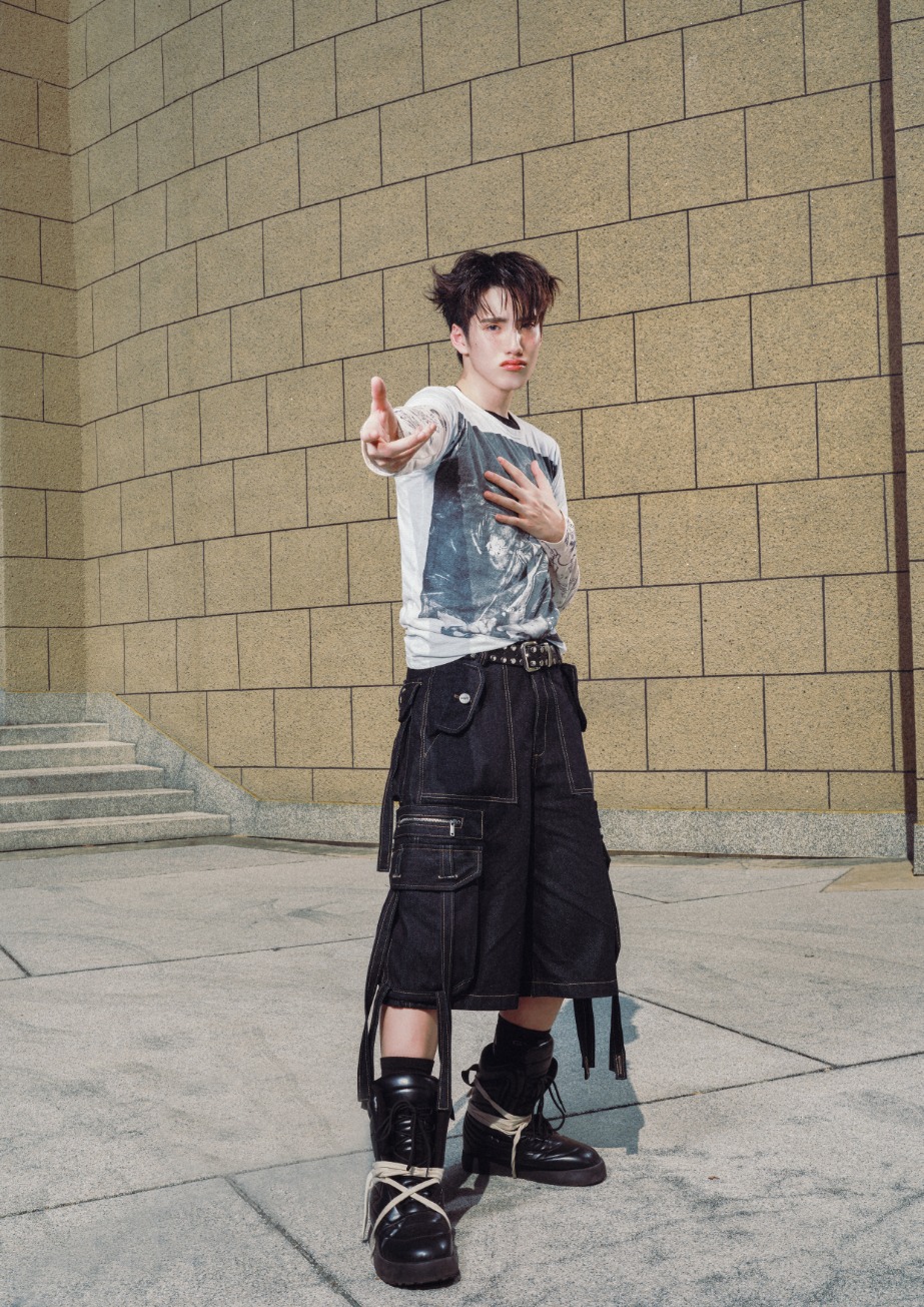 PHU2 copy 923x1305 1 BUS เสิร์ฟเพลงอกหักสไตล์ตัวดื้อ! ส่งซิงเกิลใหม่ "So Blue" แซดแต่ยังซ่า เพลงอกหักสุดกวนที่ฉีกกฎความเศร้าเดิมๆ