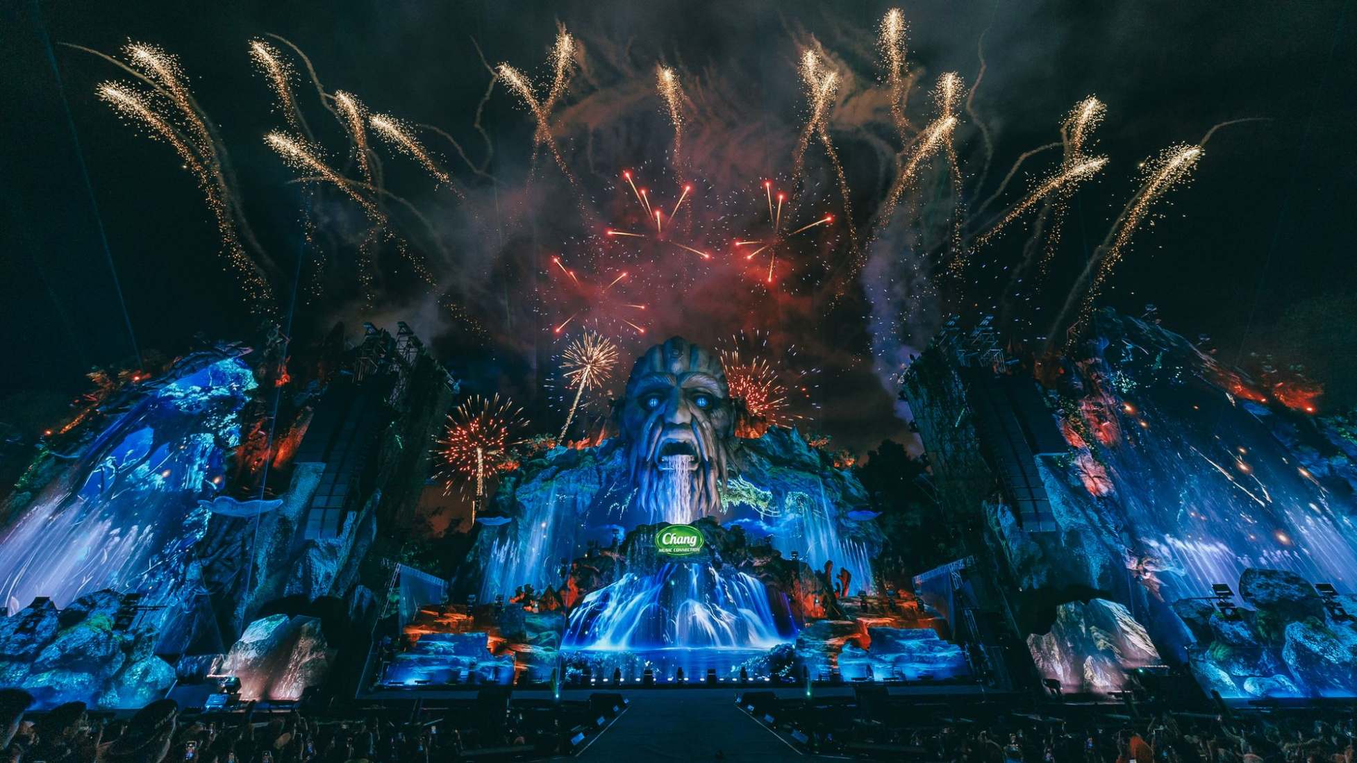 รีวิว Rock Mountain 2026: ปลุกตำนาน "เกาะลับแห่งยักษ์" ระเบิดความมันส์รับลมหนาวที่เขาค้อ! 56 Rock Mountain 2026 52 รีวิว Rock Mountain 2026: ปลุกตำนาน "เกาะลับแห่งยักษ์" ระเบิดความมันส์รับลมหนาวที่เขาค้อ!