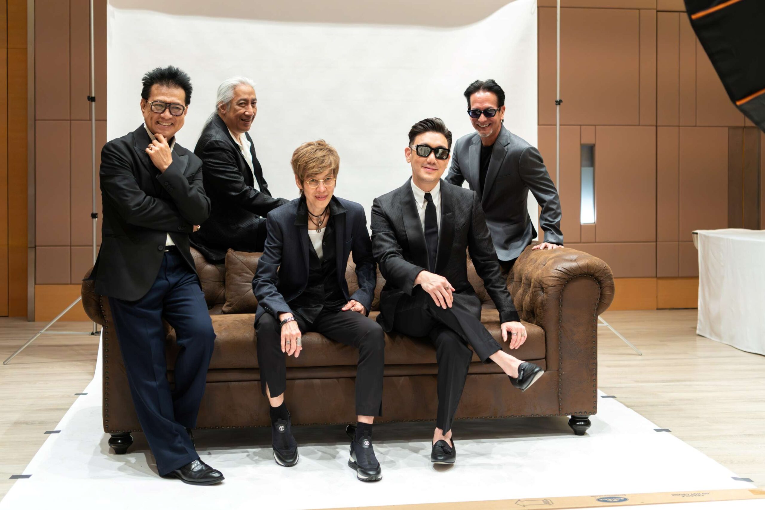 THE LEGEND ALL STARS ORCHESTRA CONCERT 8 scaled THE LEGEND ALL STARS ORCHESTRA CONCERT 6 ศิลปินระดับตำนานบนเวทีออร์เคสตรา 14 มีนาคม 2569 ณ One Bangkok Forum