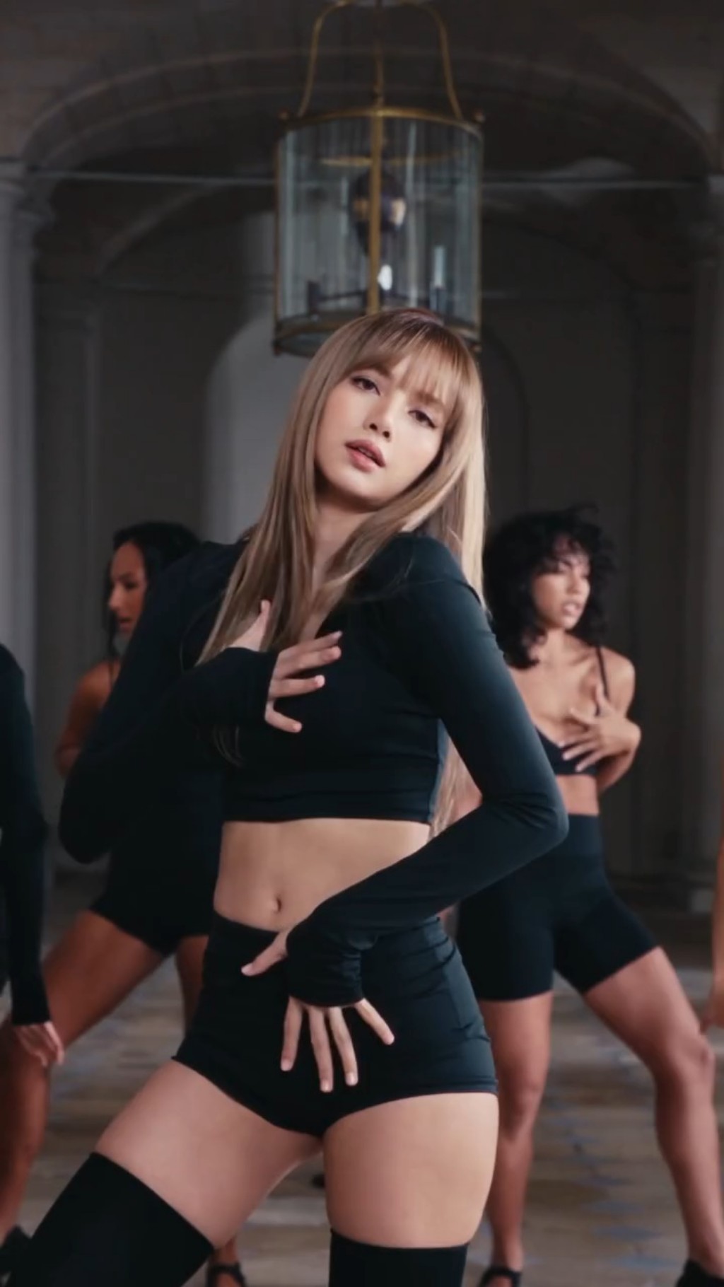 lisa nikeskims campaign spring 2026 9 LISA โชว์ลีลาบัลเลต์สุดพริ้ว! เปิดตัวแคมเปญแรก NikeSKIMS Spring 2026 ผนึกกำลัง Kim Kardashian