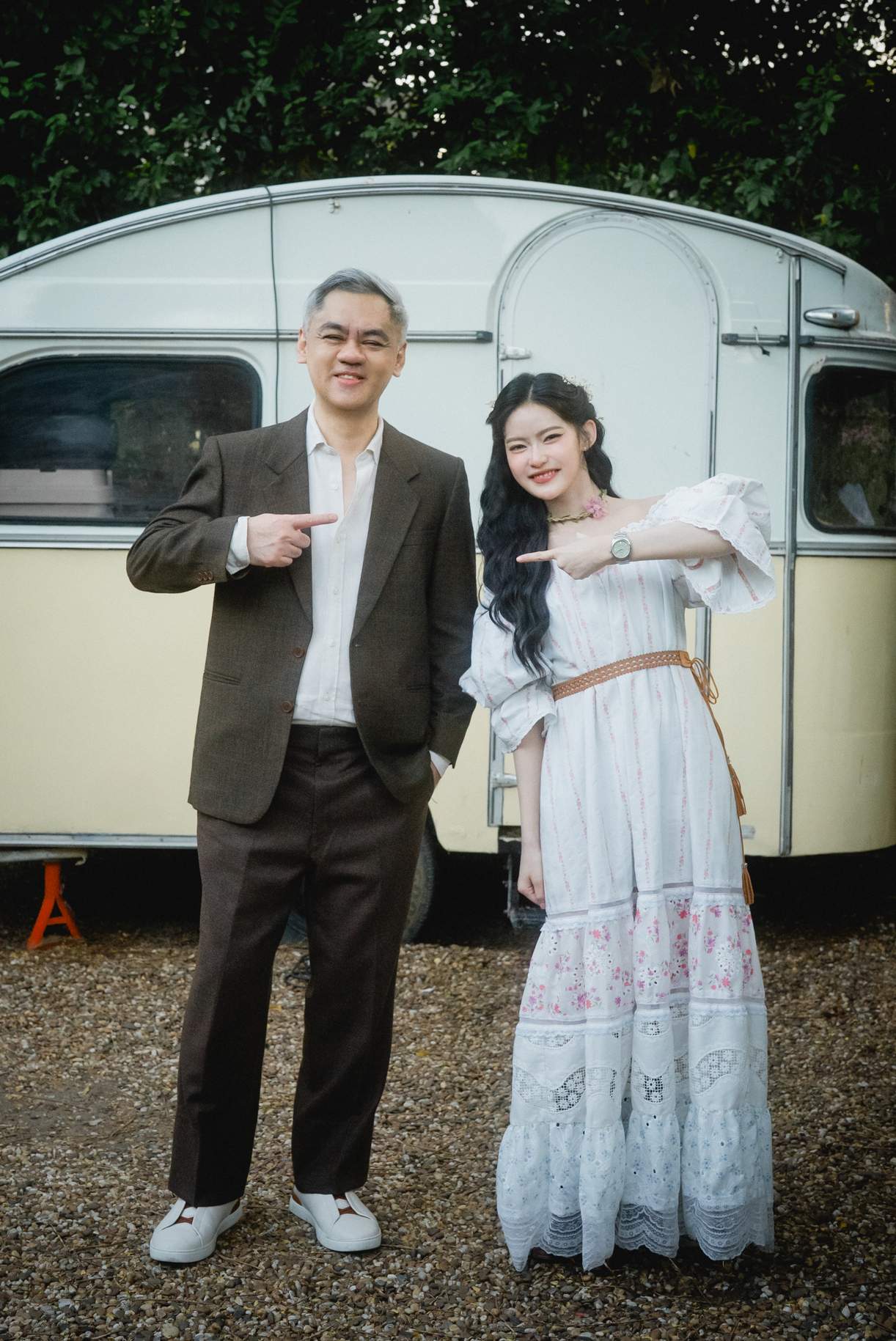 JEEP x MABELZ PiXXiE ส่งเพลงรักแสนอบอุ่น “นิทานของเรา (Our Tale)” ที่ได้ ‘ก้อย รัชวิน’ และ ‘ตูน อาทิวราห์’ มาร่วมแสดง MV 1 JEEP x MABELZ PiXXiE ส่งเพลงรักแสนอบอุ่น “นิทานของเรา (Our Tale)” ที่ได้ ‘ก้อย รัชวิน’ และ ‘ตูน อาทิวราห์’ มาร่วมแสดง MV