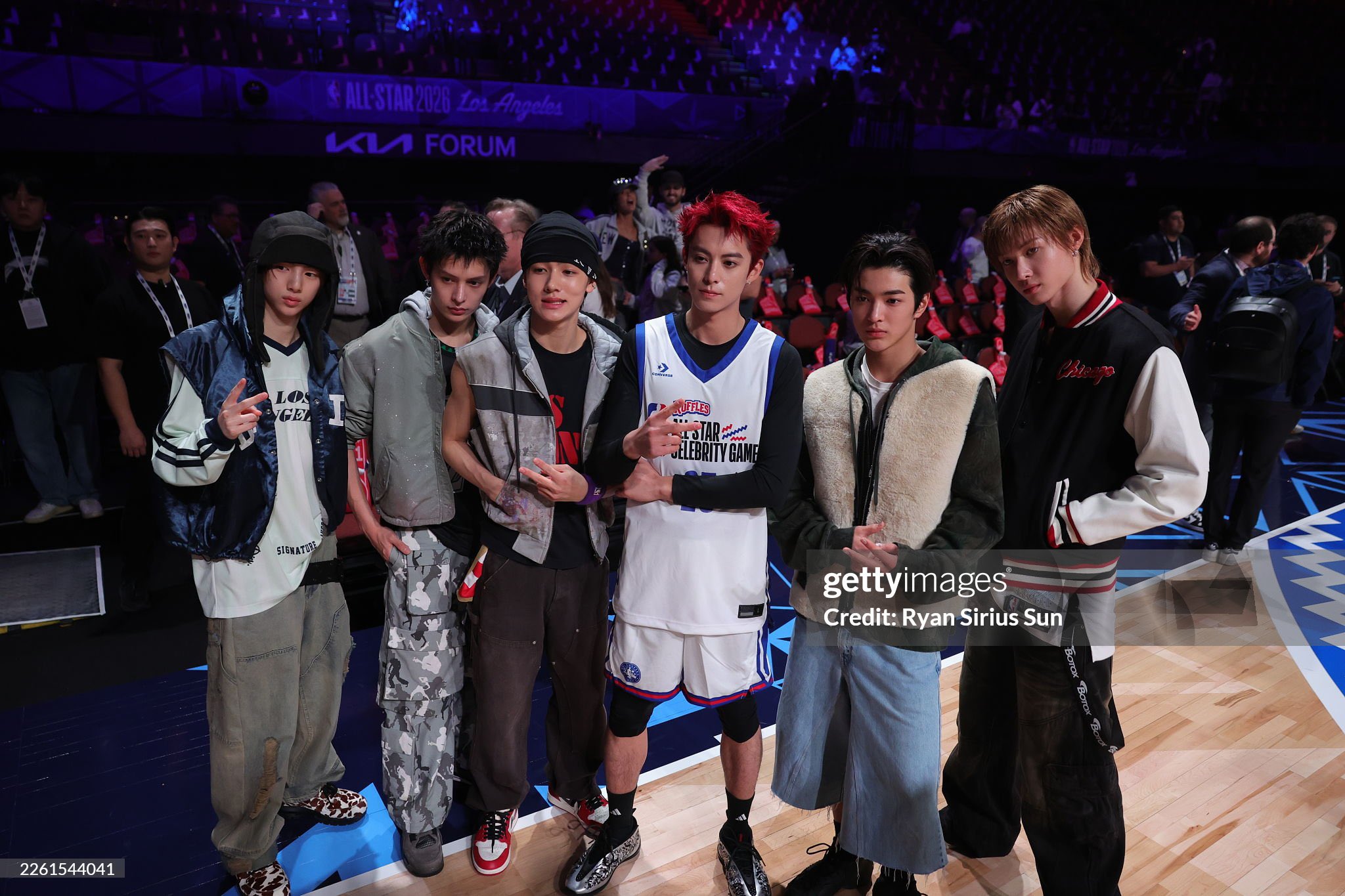 20260214 134159 “CORTIS” ขึ้นแท่น K-Pop วงแรก โชว์พักครึ่ง NBA All-Star