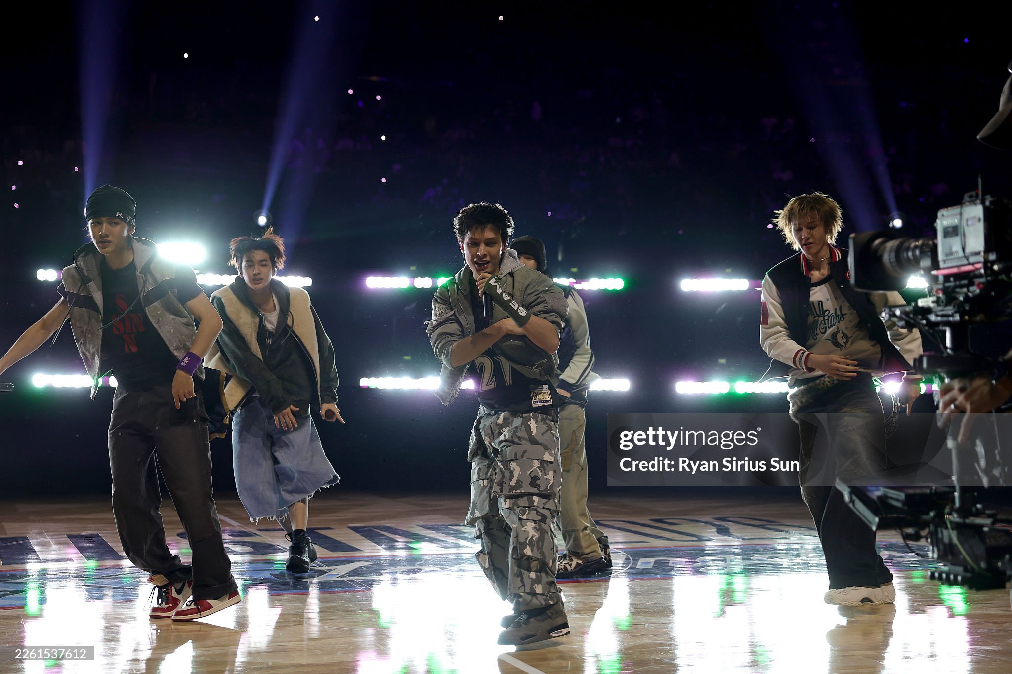20260214 134354 “CORTIS” ขึ้นแท่น K-Pop วงแรก โชว์พักครึ่ง NBA All-Star