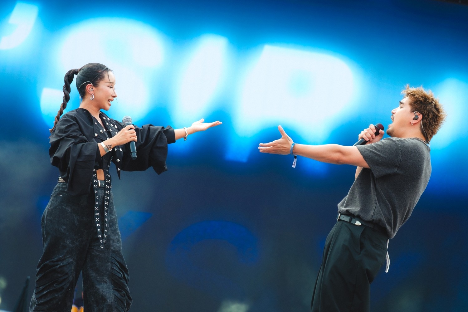 Highlight Yes sir Days ฟิล์ม บงกช g27 รวมพลังสาวก genie records แน่นราชมังฯ ปล่อยของเดือด 11 ชั่วโมงไม่มีพัก ฉลอง 27 ปี ประกาศพร้อมลุยต่อ!!!