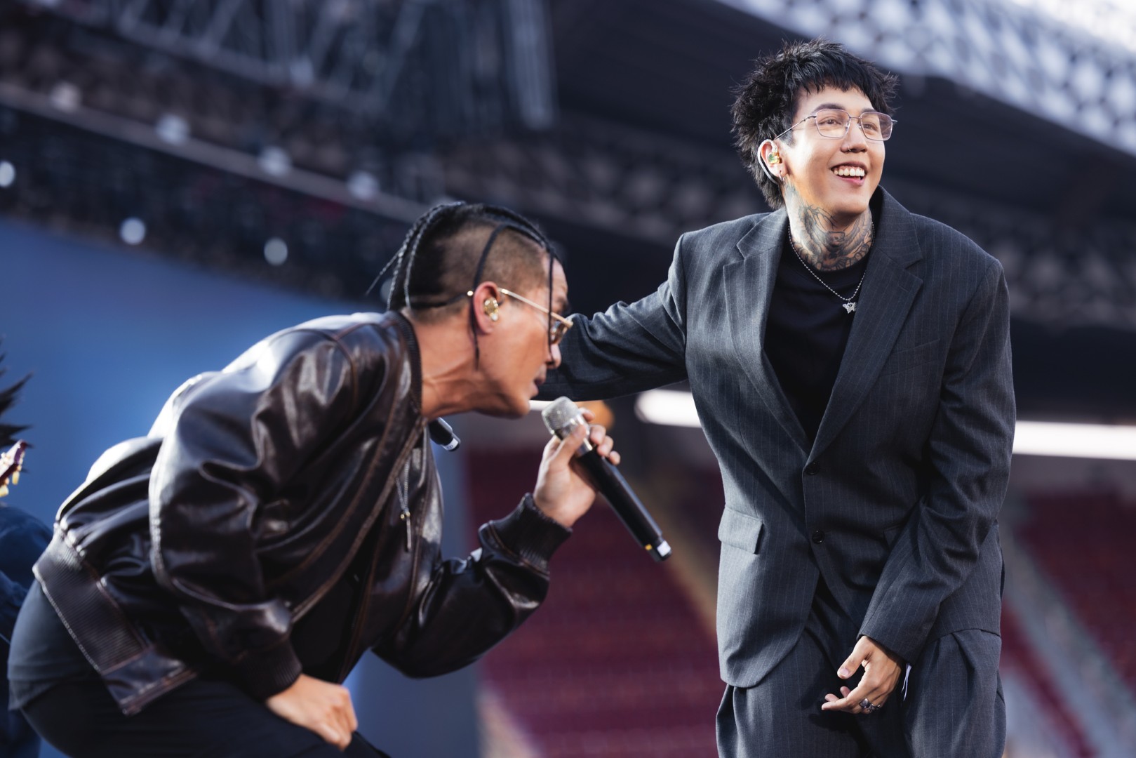 Highlight แบงค์ ฮาย g27 รวมพลังสาวก genie records แน่นราชมังฯ ปล่อยของเดือด 11 ชั่วโมงไม่มีพัก ฉลอง 27 ปี ประกาศพร้อมลุยต่อ!!!