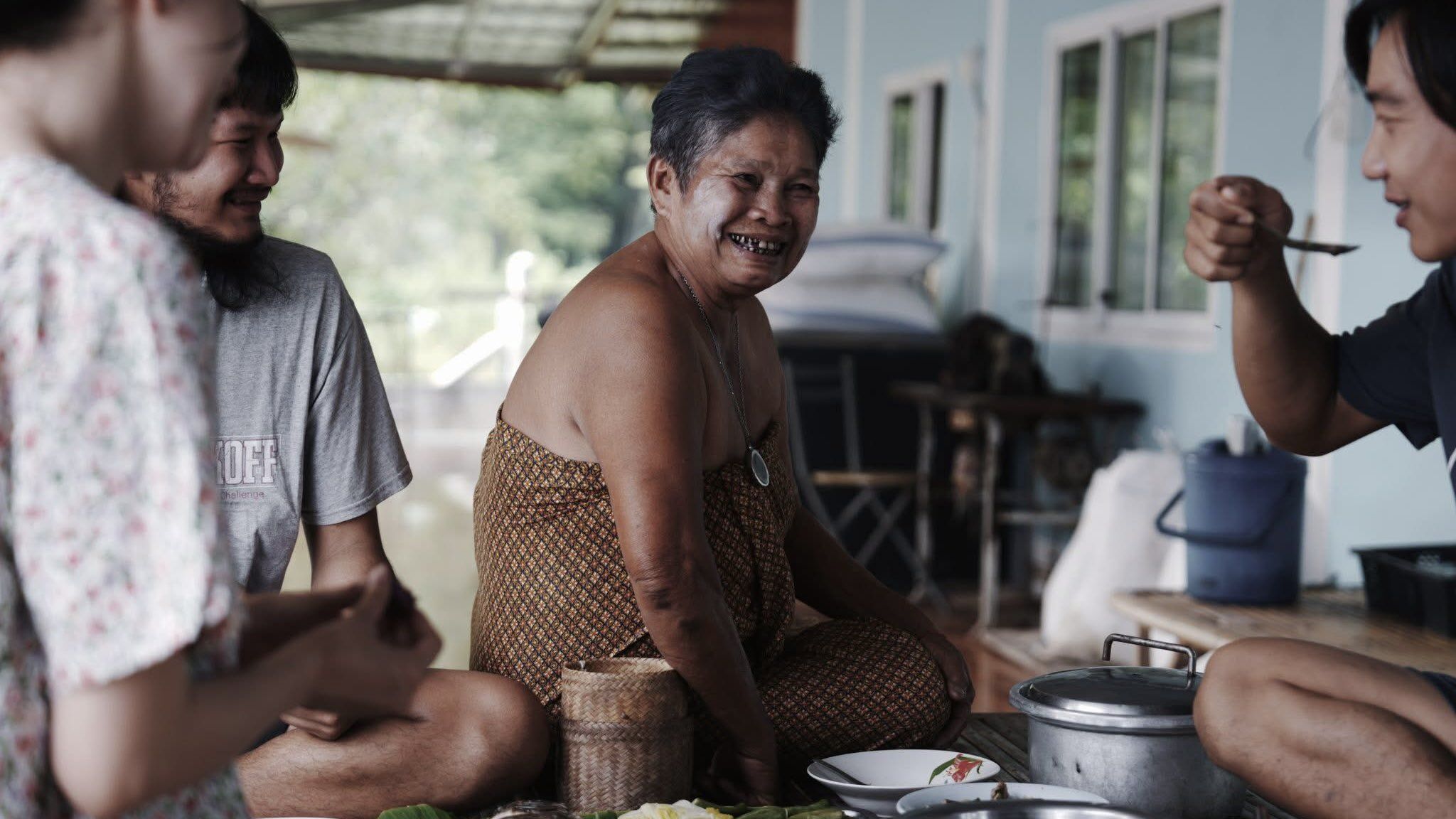 mini magick20260210 44846 srd4ku [รีวิว] สัปเหร่อ 2: ตลกเปื้อนน้ำตา! "ต้องเต" พาสำรวจความตายที่ลึกซึ้งกว่าเดิม ฮาจนท้องแข็ง ซึ้งจนใจเจ็บ