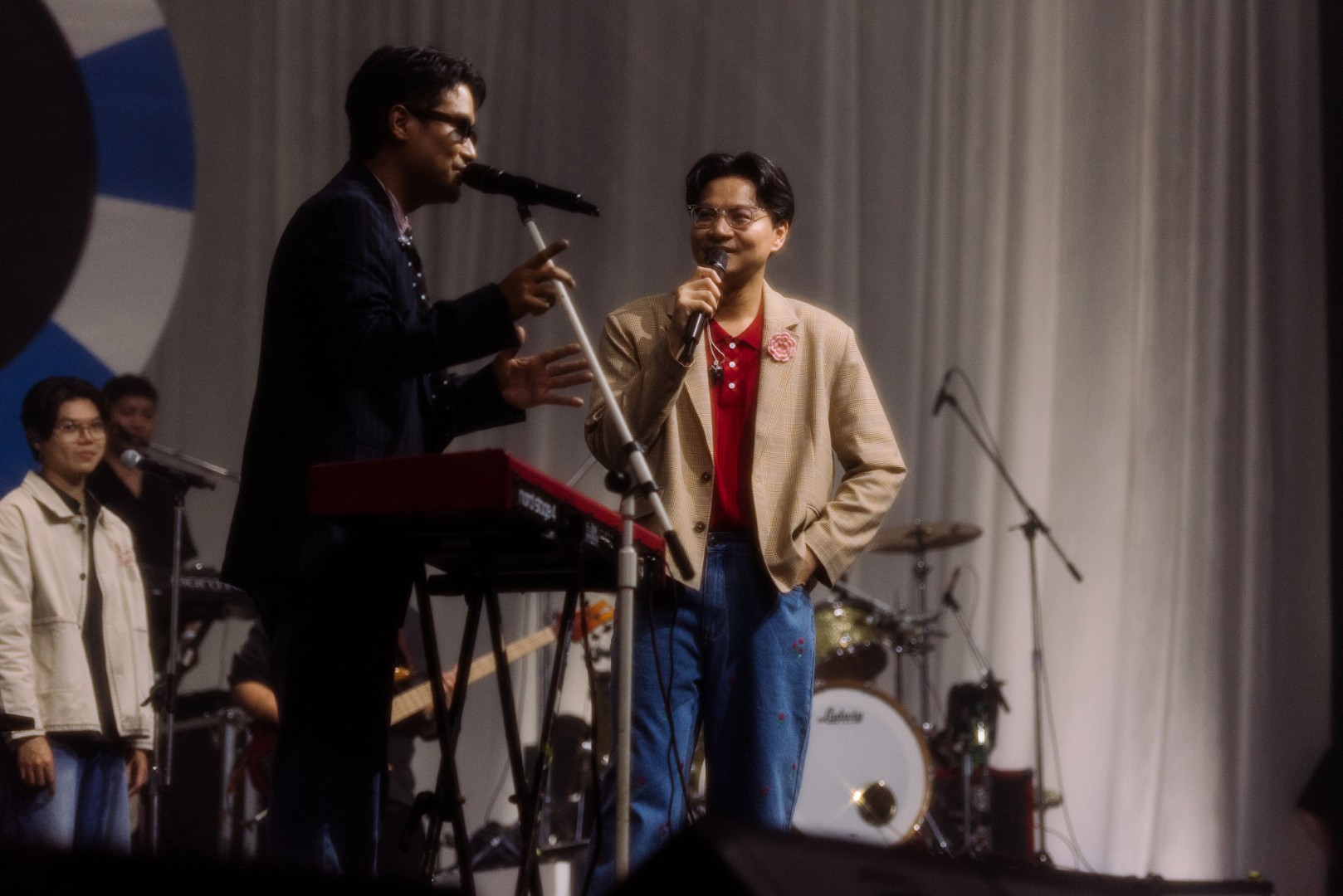 คลั่งรัก 2 Lipta 3 ภาพบรรยากาศ 7 ชั่วโมงแห่งความหวาน! “สไปร์ซซี่ ดิสก์” พาคลั่งรักเต็มอิ่ม ใน “มาม่า พรีเซนต์ คลั่งรักคอนเสิร์ต 2”