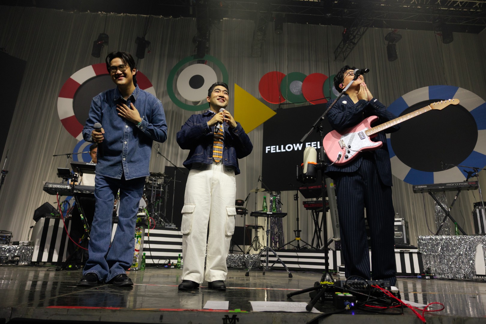 คลั่งรัก 2 fellow fellow x Mai No One Else ภาพบรรยากาศ 7 ชั่วโมงแห่งความหวาน! “สไปร์ซซี่ ดิสก์” พาคลั่งรักเต็มอิ่ม ใน “มาม่า พรีเซนต์ คลั่งรักคอนเสิร์ต 2”