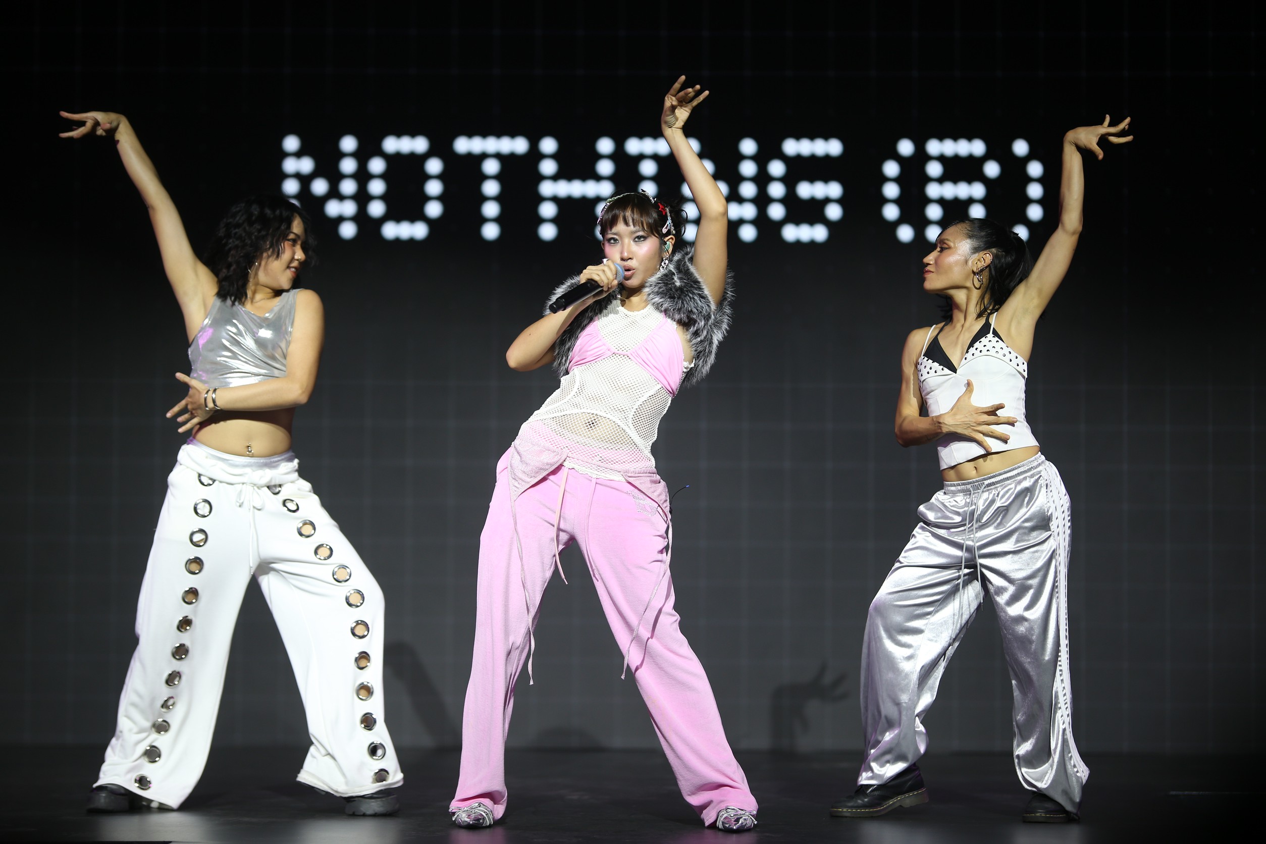 1360871 0 MILLI ร่วม เปิดตัว Phone (4a) Series และ Headphone (a) เอาใจชาว Gen Z ภายใต้แนวคิด “Built Different” หรือ “เกิดมาไม่ตามใคร”