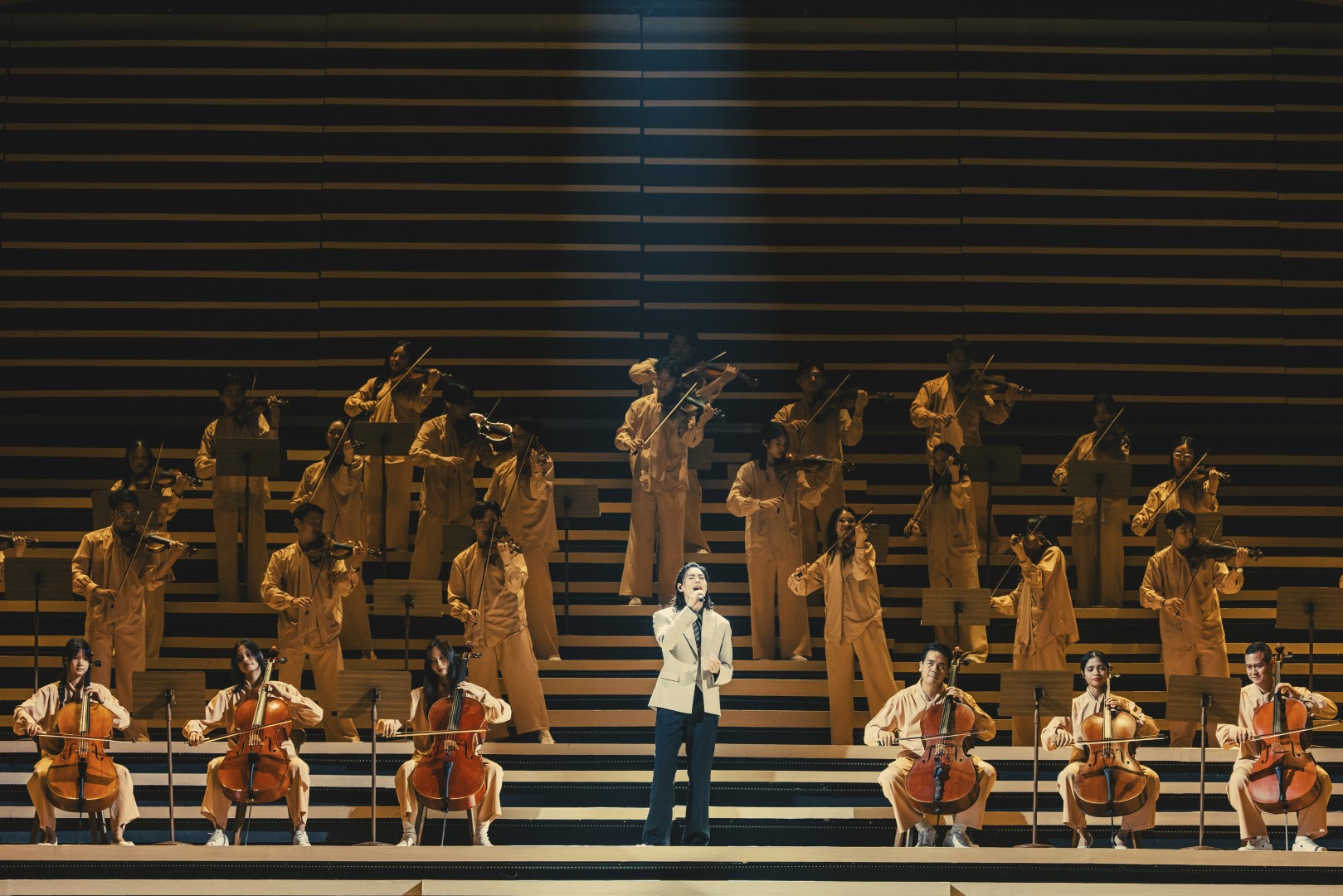 BILLKIN FEELQUENCY CONCERT 15 รีวิว "BILLKIN FEELQUENCY CONCERT" บิวกิ้นโชว์พลังเสียง-โปรดักชันอลังการ แฟนคลับอินทุกโมเมนต์