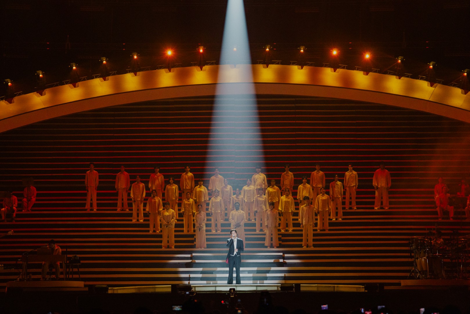 BILLKIN FEELQUENCY CONCERT 9 รีวิว "BILLKIN FEELQUENCY CONCERT" บิวกิ้นโชว์พลังเสียง-โปรดักชันอลังการ แฟนคลับอินทุกโมเมนต์