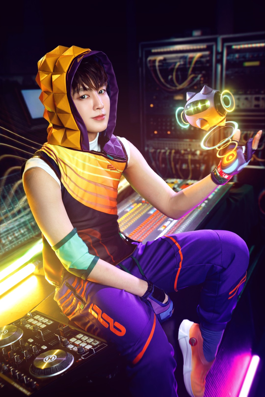 Heart Miks 7 ‘HEART BUS’ กับภารกิจลับคอสเพลย์เป็น “Miks” เอเจนต์ใหม่สายตื๊ดจากเกม VALORANT ในแคมเปญ VALORANT Maha Songkran 2026 ครั้งแรกที่สยามสแควร์