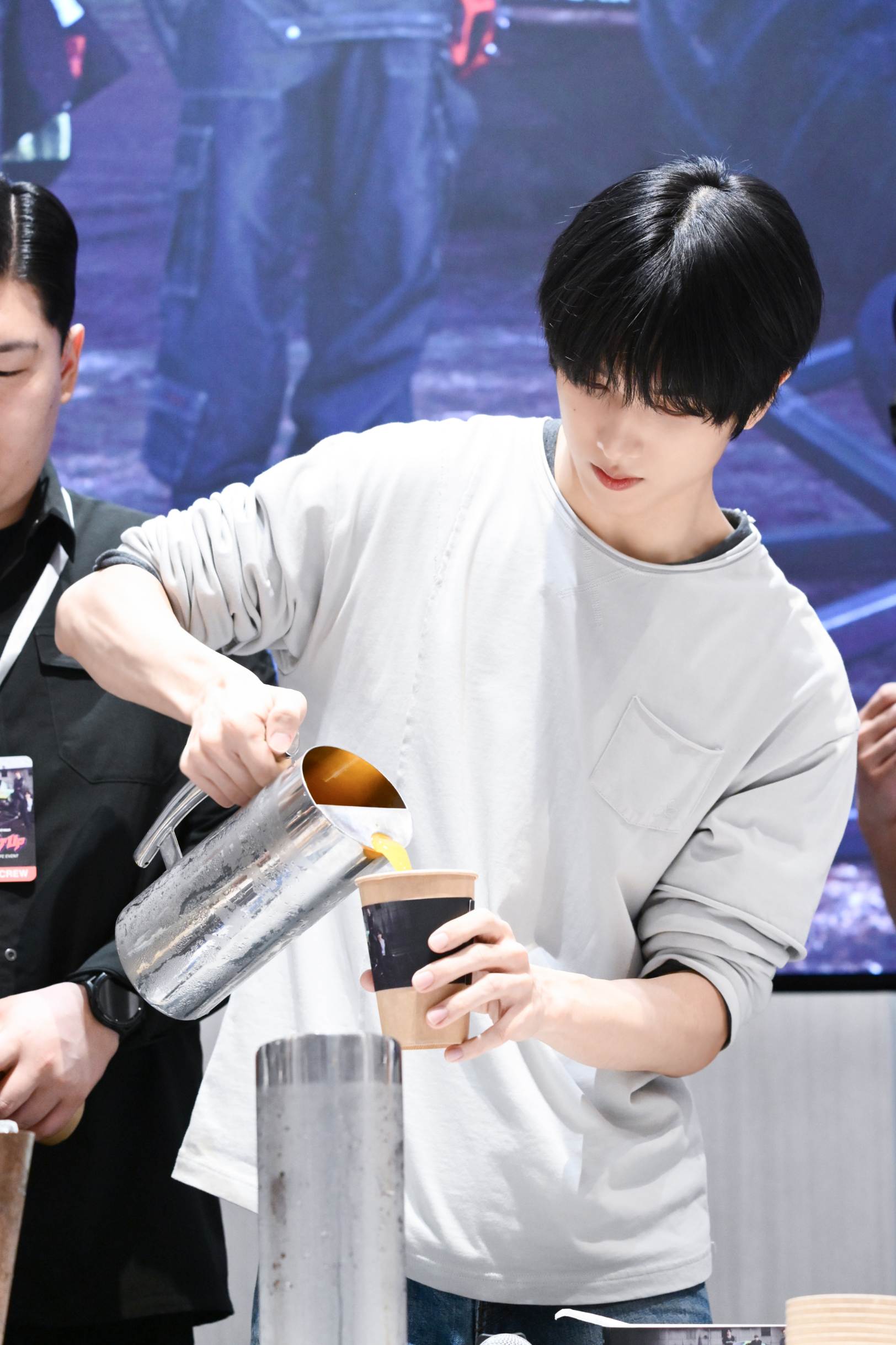 JISUNGภาพที่4 NCT DREAM (เอ็นซีที ดรีม) ชนะใจแฟนคลับชาวไทยแบบอยู่หมัดด้วยกิจกรรมสุดเอ็กซ์คลูซีฟ ‘Shopee x NCT DREAM 'Beat It Up' FANSIGN & CAFE EVENT’