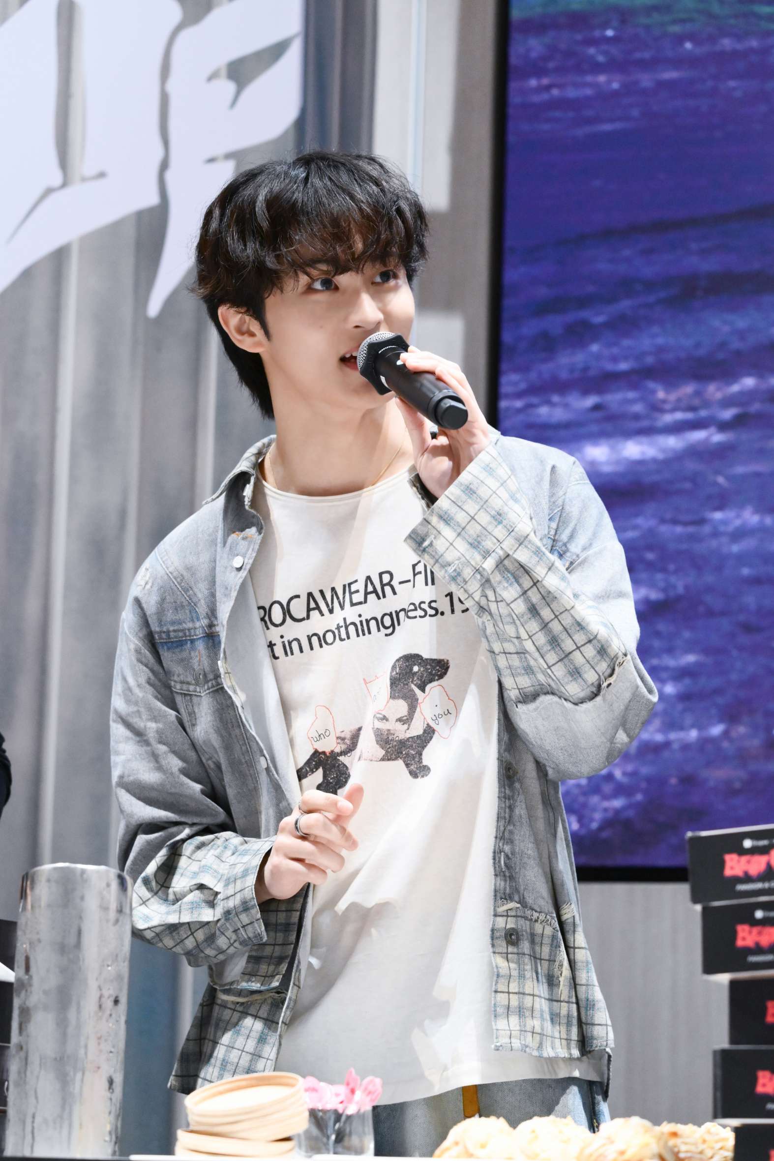 MARKภาพที่4 NCT DREAM (เอ็นซีที ดรีม) ชนะใจแฟนคลับชาวไทยแบบอยู่หมัดด้วยกิจกรรมสุดเอ็กซ์คลูซีฟ ‘Shopee x NCT DREAM 'Beat It Up' FANSIGN & CAFE EVENT’