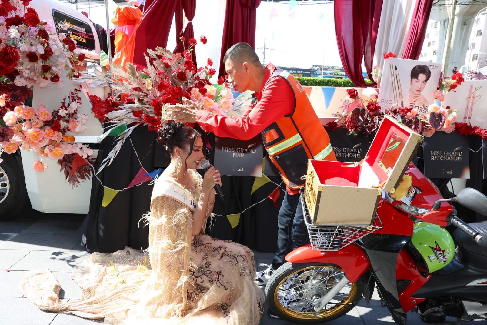 ส่องสีสัน “มิสแกรนด์ ไทยแลนด์ 2026” เข้ากองฯวันแรก