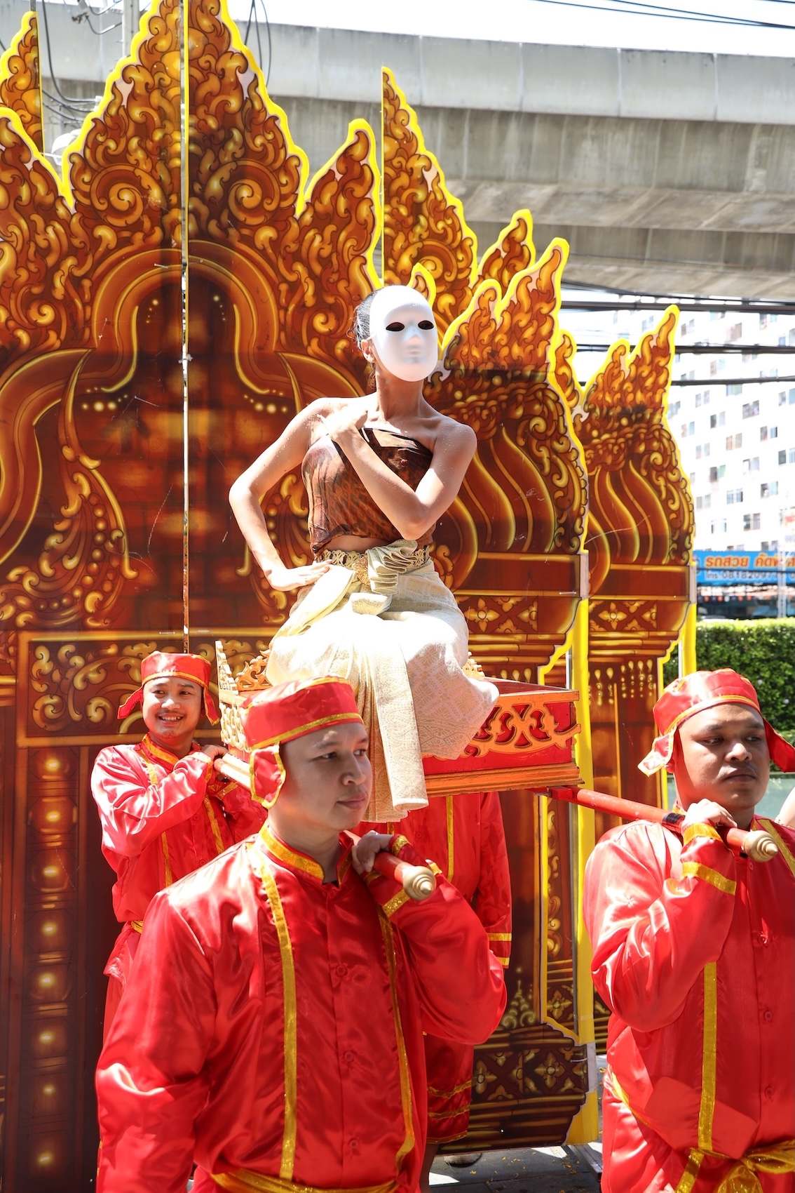 ส่องสีสัน “มิสแกรนด์ ไทยแลนด์ 2026” เข้ากองฯวันแรก