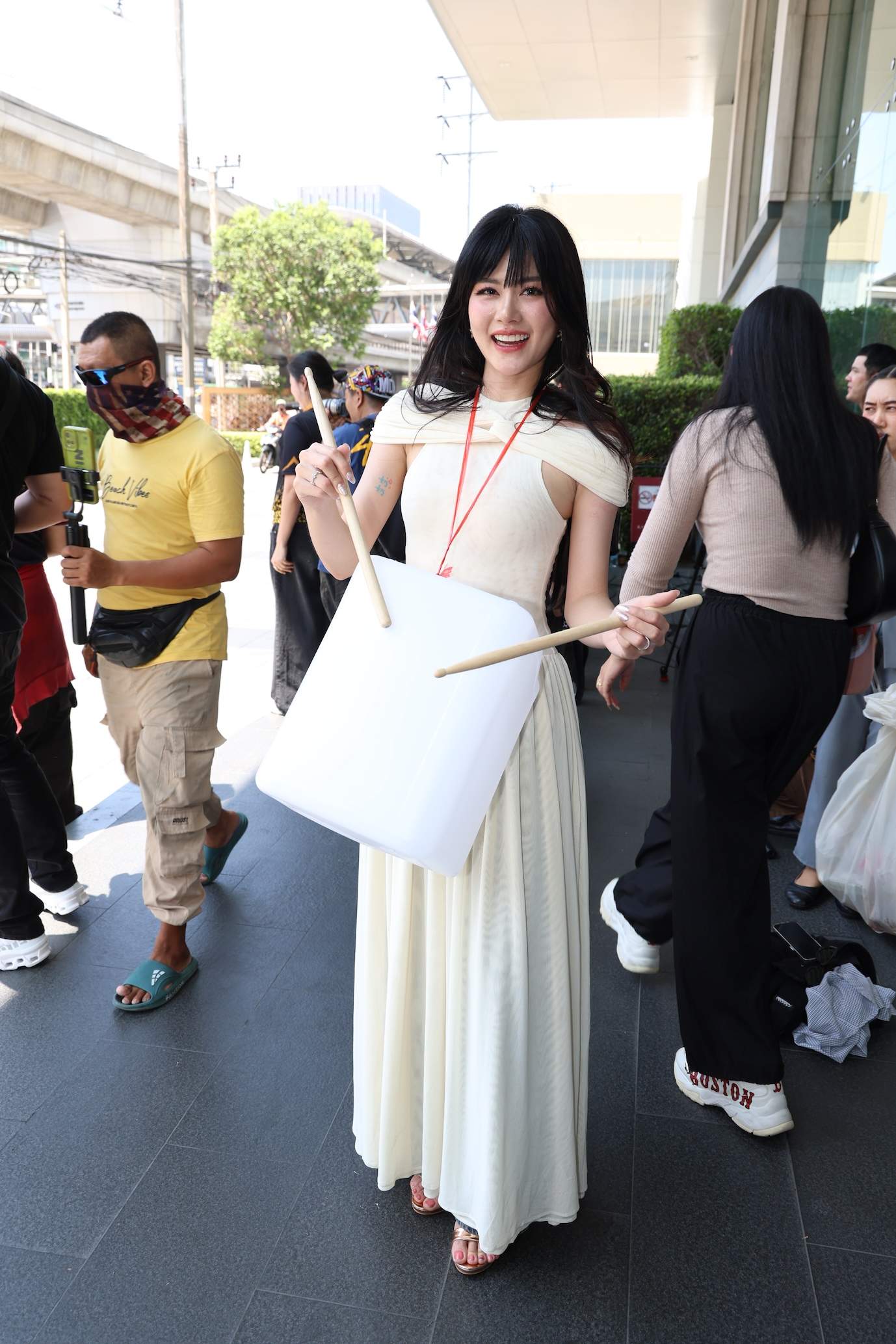 ส่องสีสัน “มิสแกรนด์ ไทยแลนด์ 2026” เข้ากองฯวันแรก