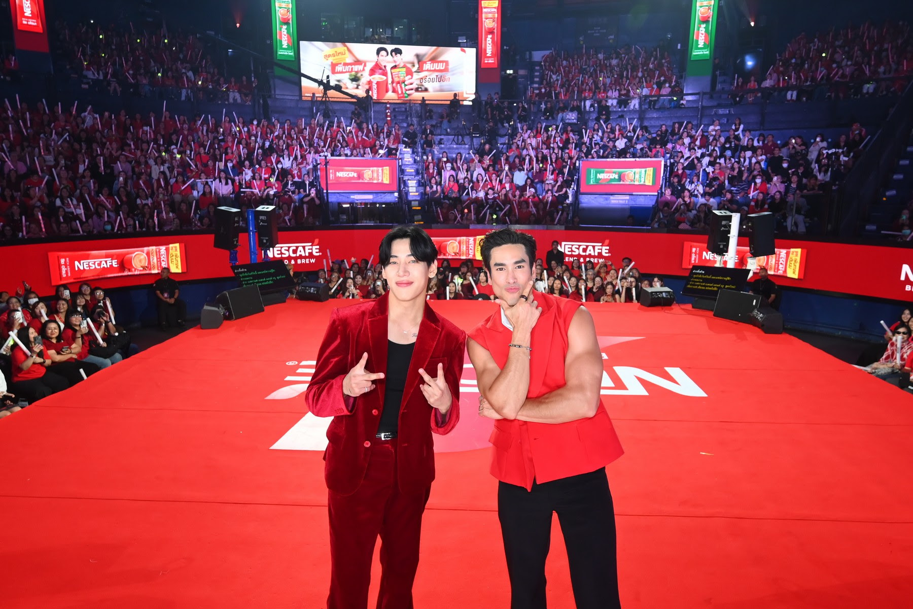 NESCAFE 1 ณเดชน์ แท็กทีม แบมแบม เสิร์ฟโมเมนต์สุดฟินในงาน “เนสกาแฟ เบลนด์ แอนด์ บรู เมค ดิส โมเมนต์ มอร์”