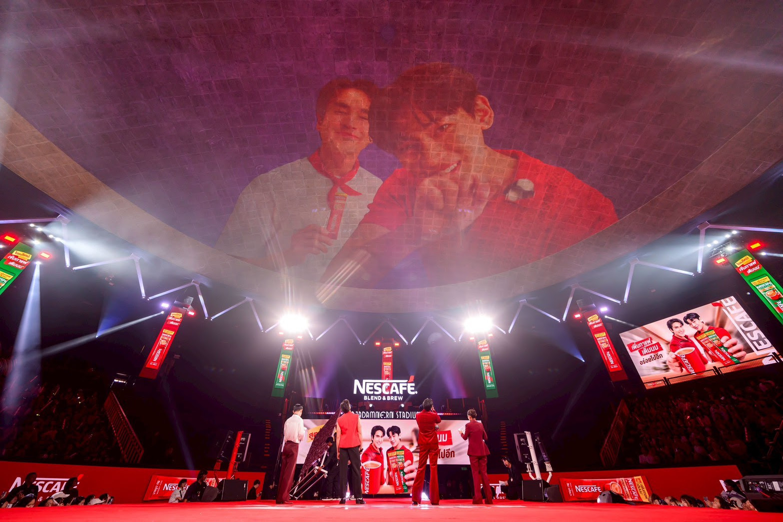 NESCAFE 4 ณเดชน์ แท็กทีม แบมแบม เสิร์ฟโมเมนต์สุดฟินในงาน “เนสกาแฟ เบลนด์ แอนด์ บรู เมค ดิส โมเมนต์ มอร์”