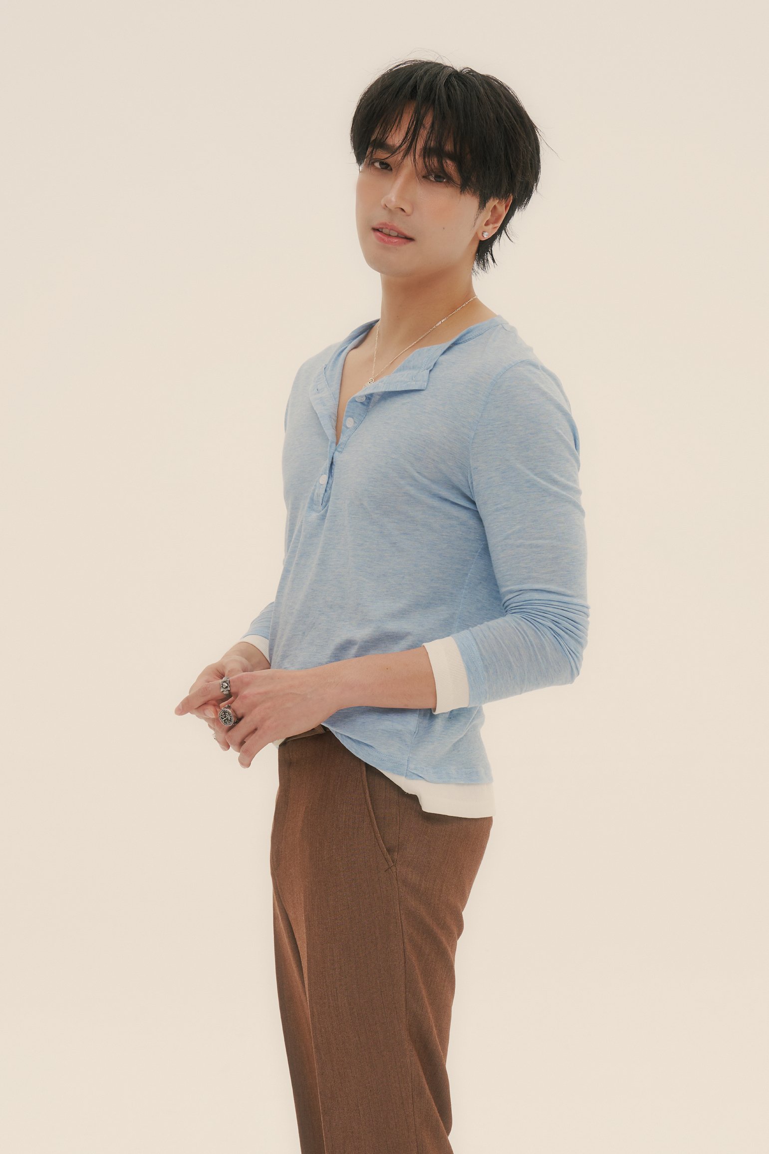 OABNITHI ไม่อยากรักคนอื่นแล้ว The Chosen One 2 “โอบนิธิ” ปล่อยซิงเกิลใหม่ “ไม่อยากรักคนอื่นแล้ว (The Chosen One)” เพลงรักของคนที่เหนื่อยจากการเริ่มต้นใหม่