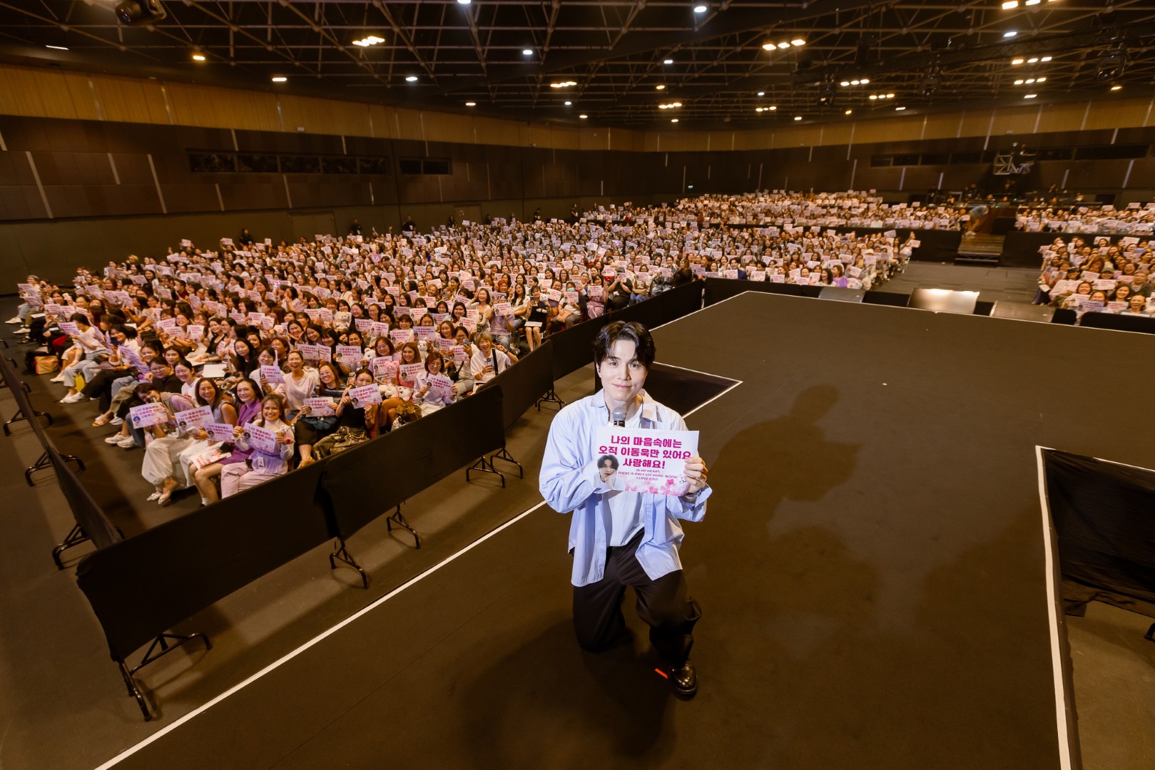 PPFF9844 หล่อเกินต้าน! “อี ดงอุค”  เสิร์ฟความสนุก ความอบอุ่น ความโรแมนติก จนแฟนคลับไทยใจละลาย