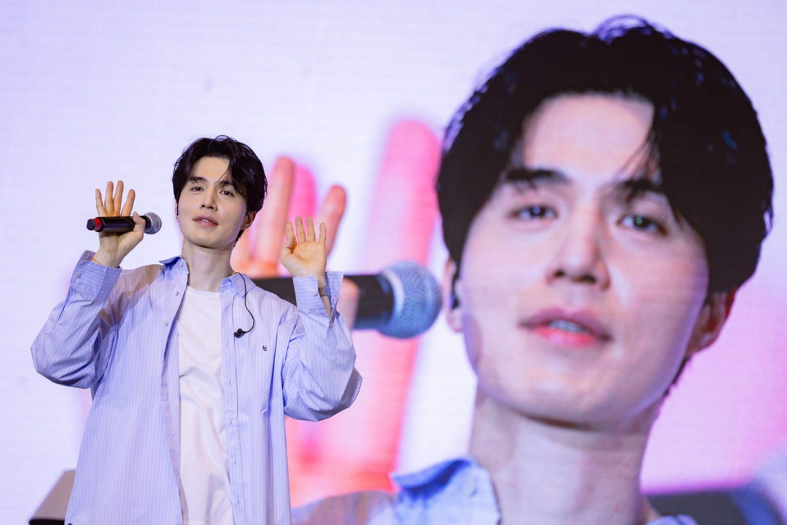 PPPP9970 หล่อเกินต้าน! “อี ดงอุค”  เสิร์ฟความสนุก ความอบอุ่น ความโรแมนติก จนแฟนคลับไทยใจละลาย