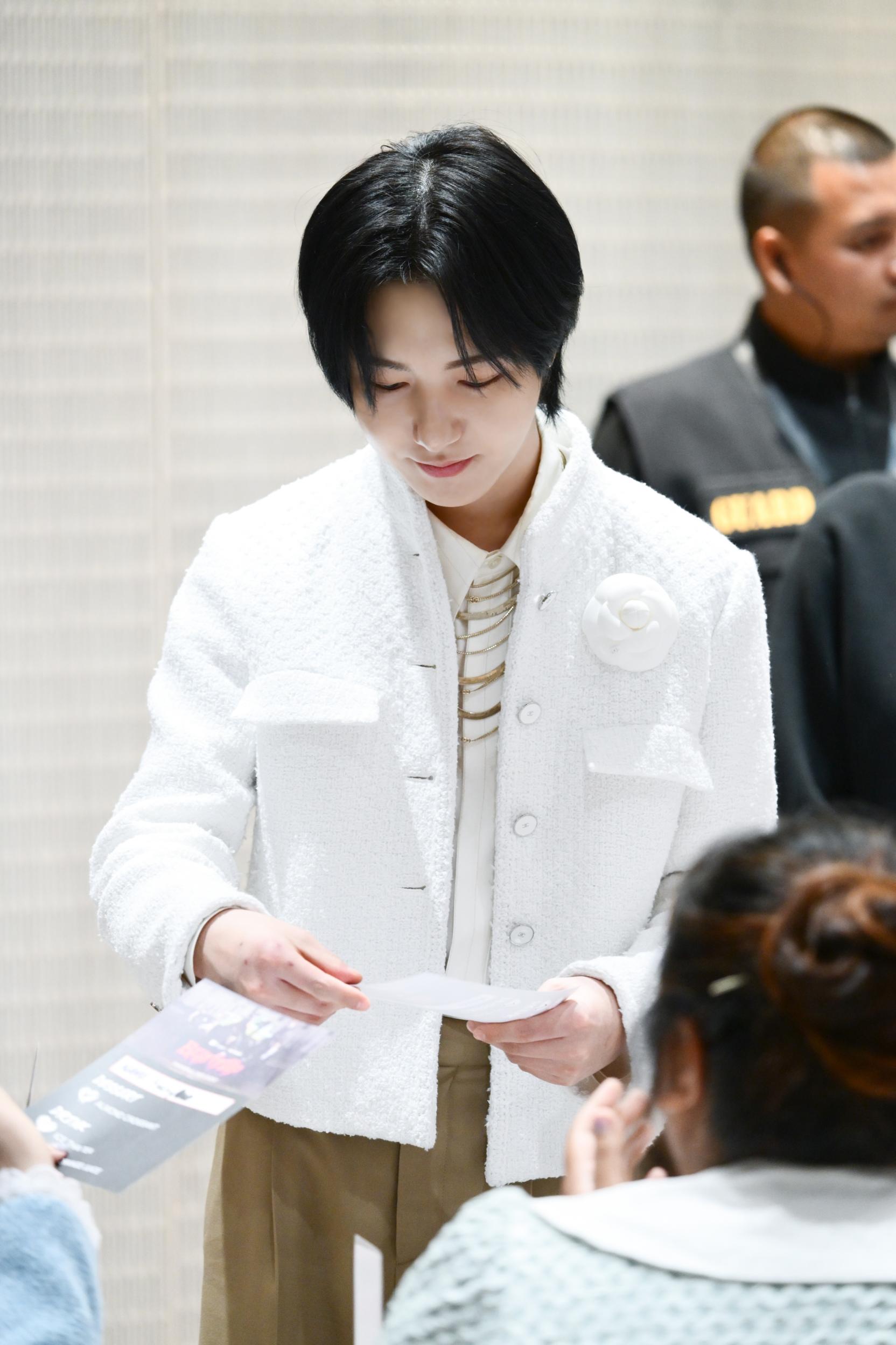 RENJUNภาพที่4 NCT DREAM (เอ็นซีที ดรีม) ชนะใจแฟนคลับชาวไทยแบบอยู่หมัดด้วยกิจกรรมสุดเอ็กซ์คลูซีฟ ‘Shopee x NCT DREAM 'Beat It Up' FANSIGN & CAFE EVENT’