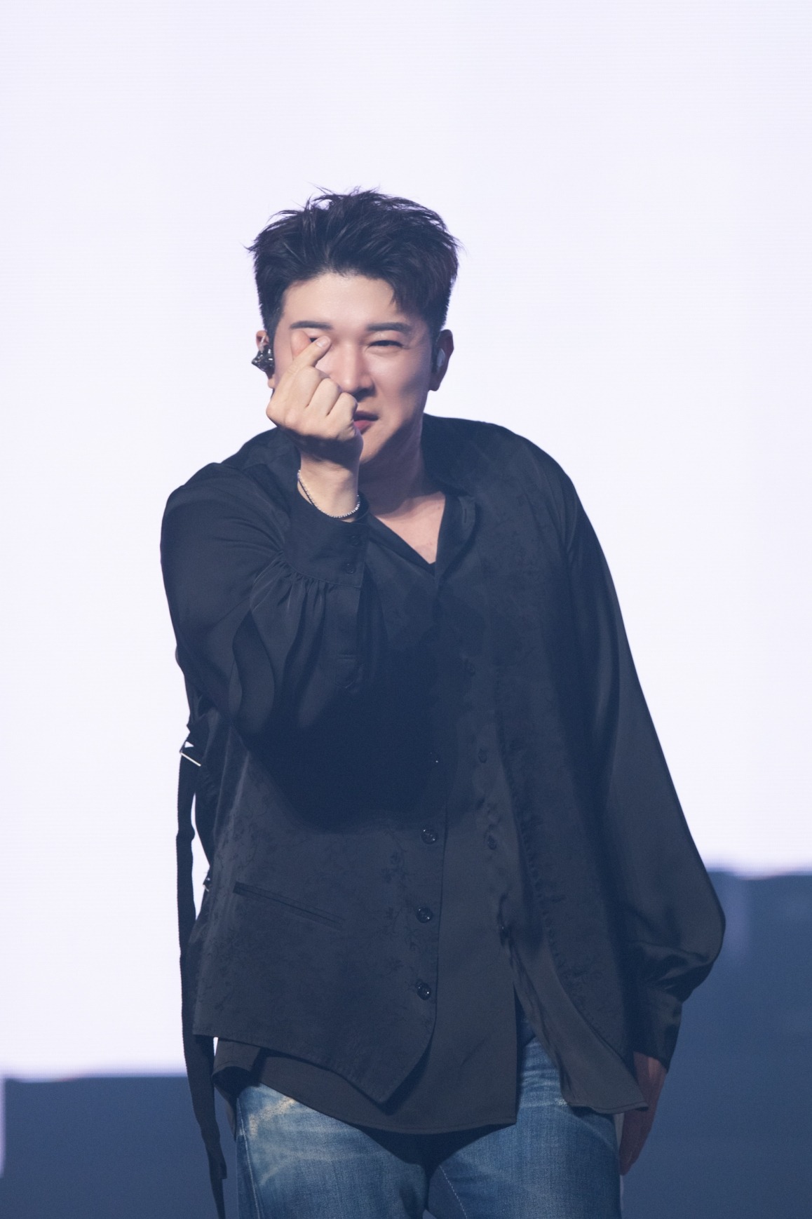 SHINDONGภาพที่3 SUPERJUNIOR20thAnniversaryTOUR SUPERSHOW10 SUPER JUNIOR โชว์สุดยอดการแสดงฉลองครบรอบ 20 ปี <SUPER SHOW 10> บัตรหมดทั้ง 2 รอบ รวมผู้ชมกว่า 22,000 คน สุดปัง! จัดคอนเสิร์ตในไทยติดต่อกันเป็นครั้งที่ 10!