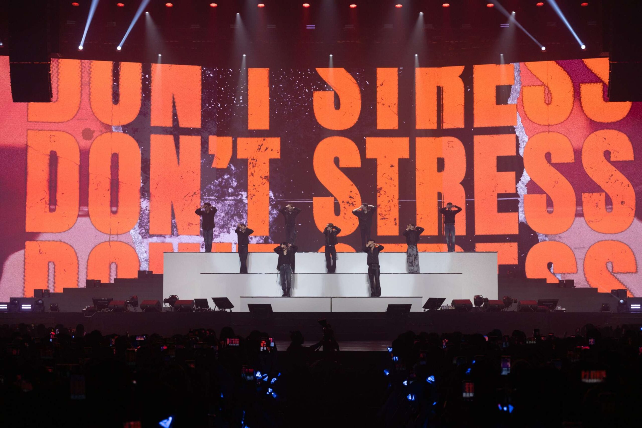 SUPERJUNIORภาพที่14 SUPERJUNIOR20thAnniversaryTOUR SUPERSHOW10 inBANGKOK copy 2585x1723 scaled SUPER JUNIOR โชว์สุดยอดการแสดงฉลองครบรอบ 20 ปี <SUPER SHOW 10> บัตรหมดทั้ง 2 รอบ รวมผู้ชมกว่า 22,000 คน สุดปัง! จัดคอนเสิร์ตในไทยติดต่อกันเป็นครั้งที่ 10!