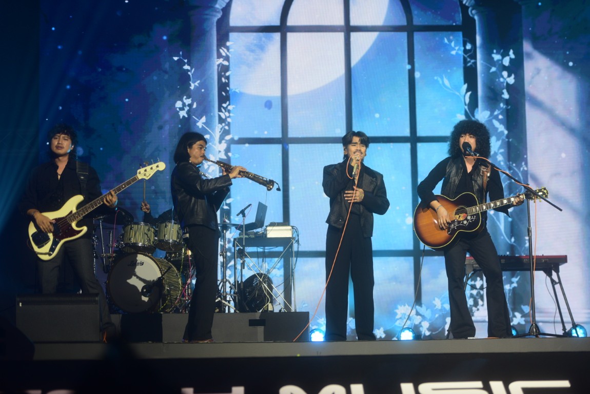 TOTY MUSIC AWARDS Shining Forwards Thai Music 2025 25 เช็กด่วน! รายชื่อผู้ชนะ TOTY MUSIC AWARDS 2025
