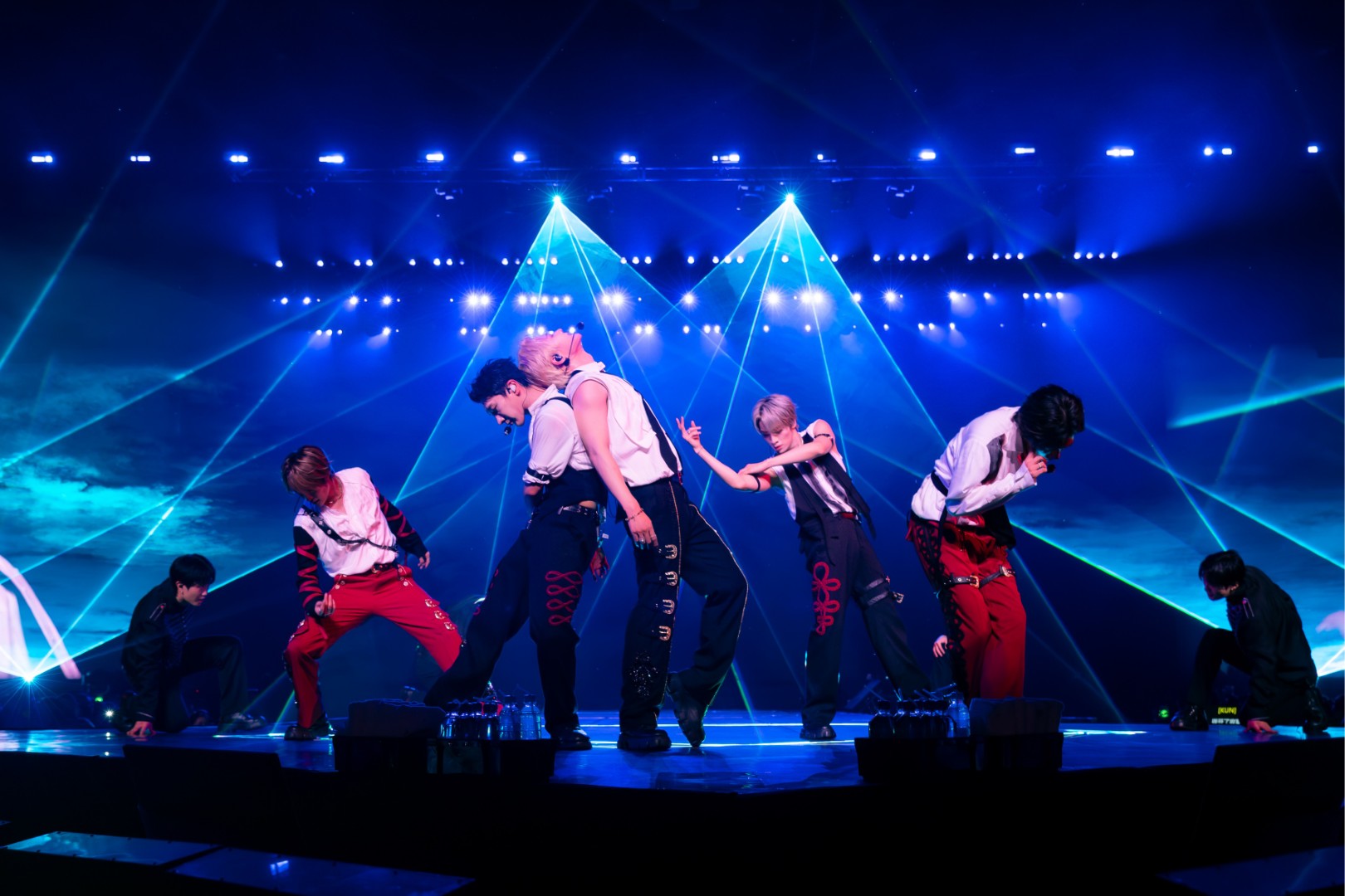 WayV ภาพที่ 4 2025 WayV Concert Tour NO Way OUT in BANGKOK WayV (เวย์วี) โอบล้อมทุกความประทับใจจน “ไร้ทางออก” ในคอนเสิร์ตใหญ่ ‘2025 WayV Concert Tour [NO Way OUT] in BANGKOK’