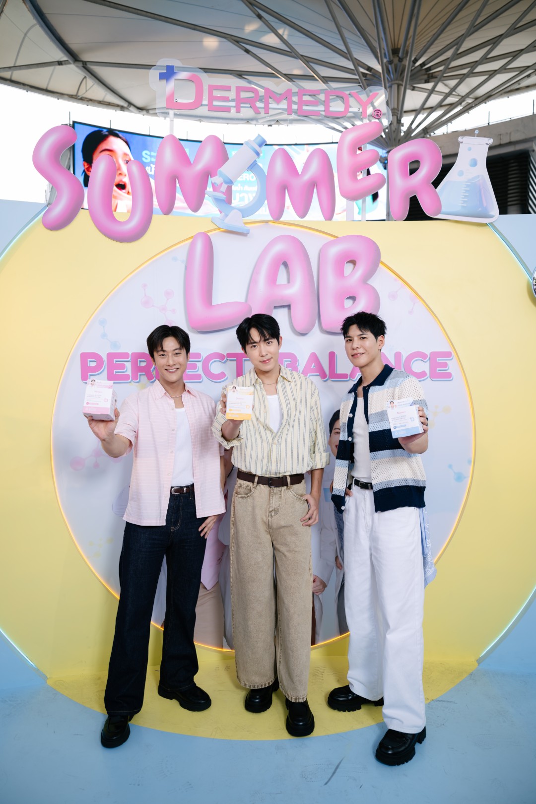 1078511 0 “พี่จอง - คัลแลน - แดน” ขึ้นแท่นพรีเซนเตอร์ DERMEDY