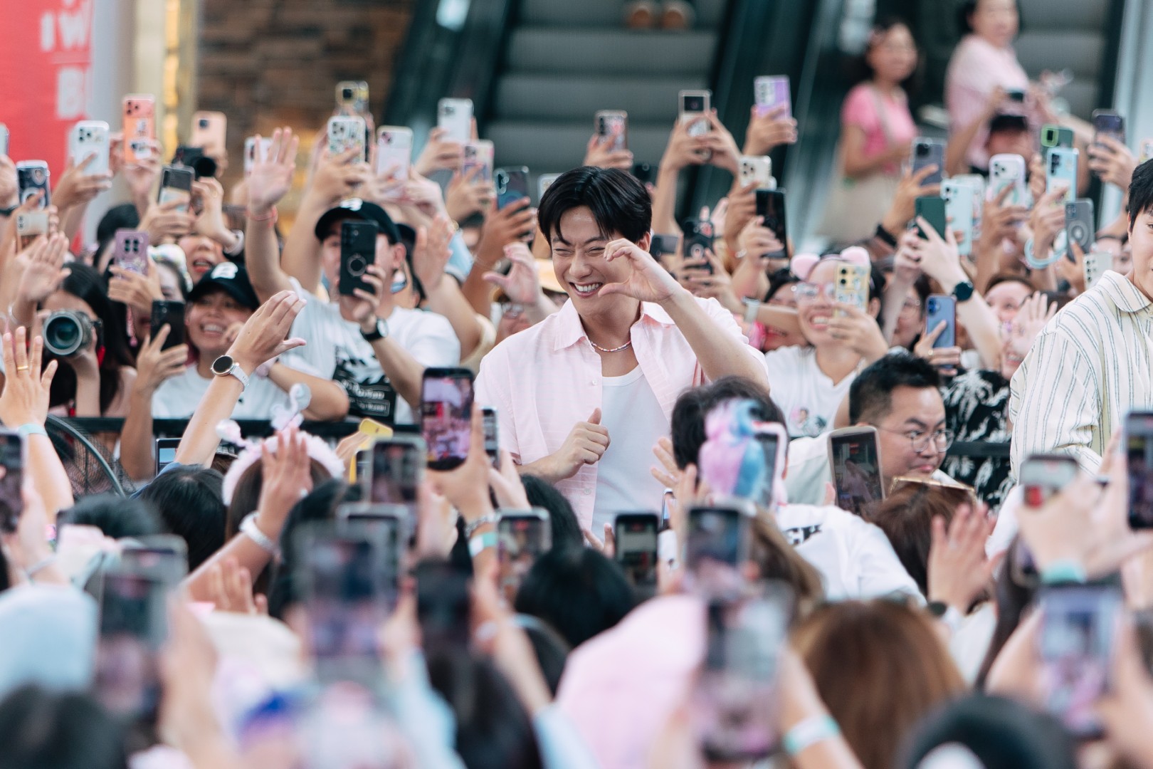 1078516 0 “พี่จอง - คัลแลน - แดน” ขึ้นแท่นพรีเซนเตอร์ DERMEDY