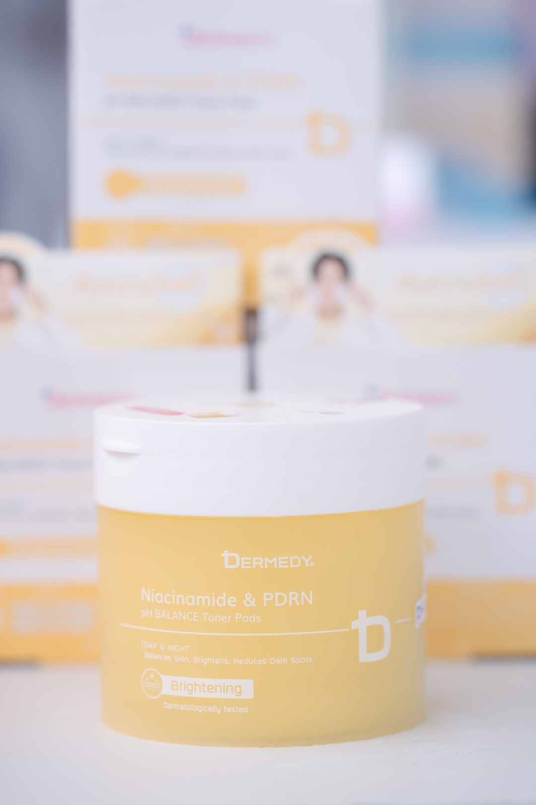 1078521 0 “พี่จอง - คัลแลน - แดน” ขึ้นแท่นพรีเซนเตอร์ DERMEDY