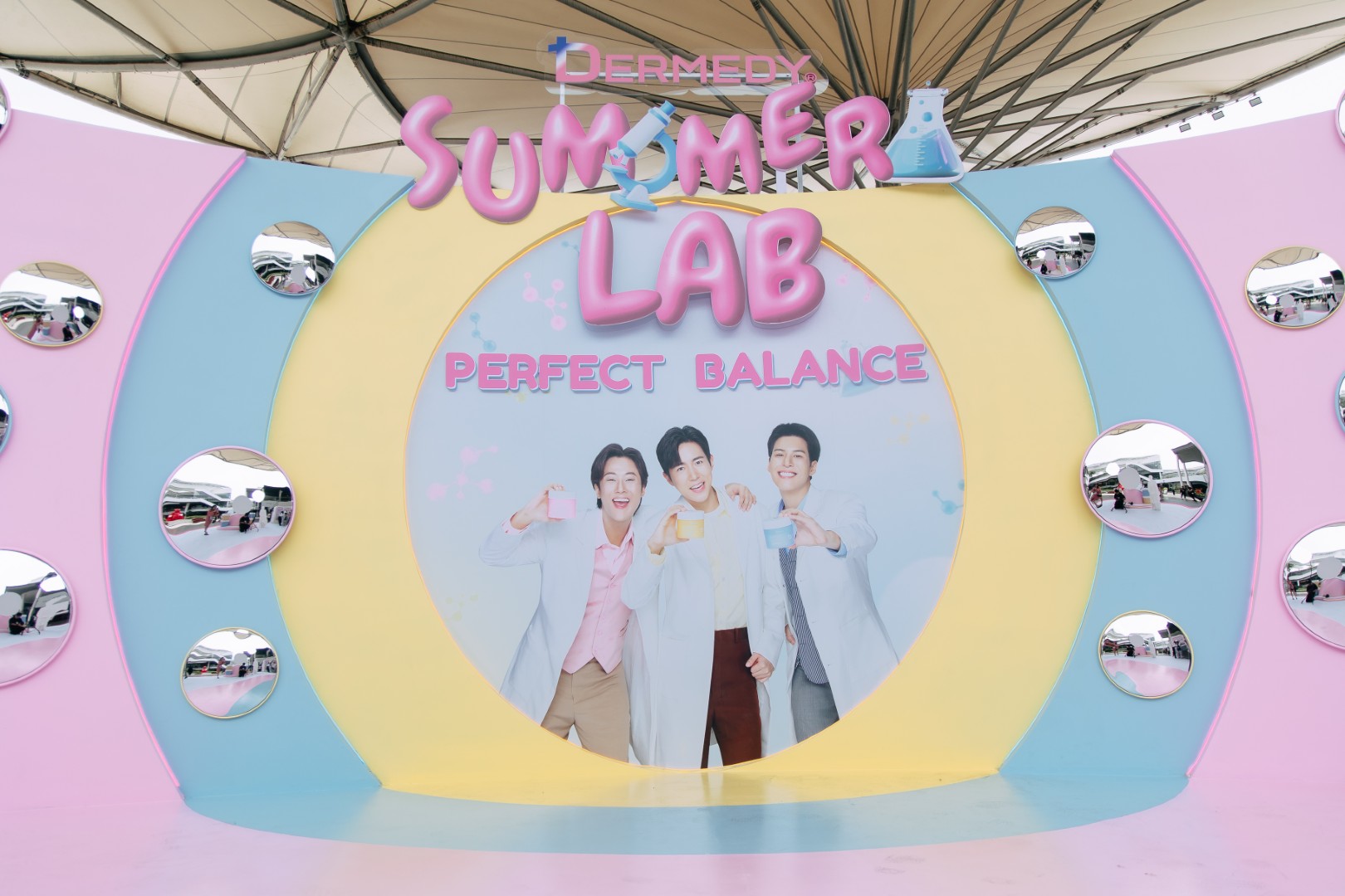 1078525 0 “พี่จอง - คัลแลน - แดน” ขึ้นแท่นพรีเซนเตอร์ DERMEDY